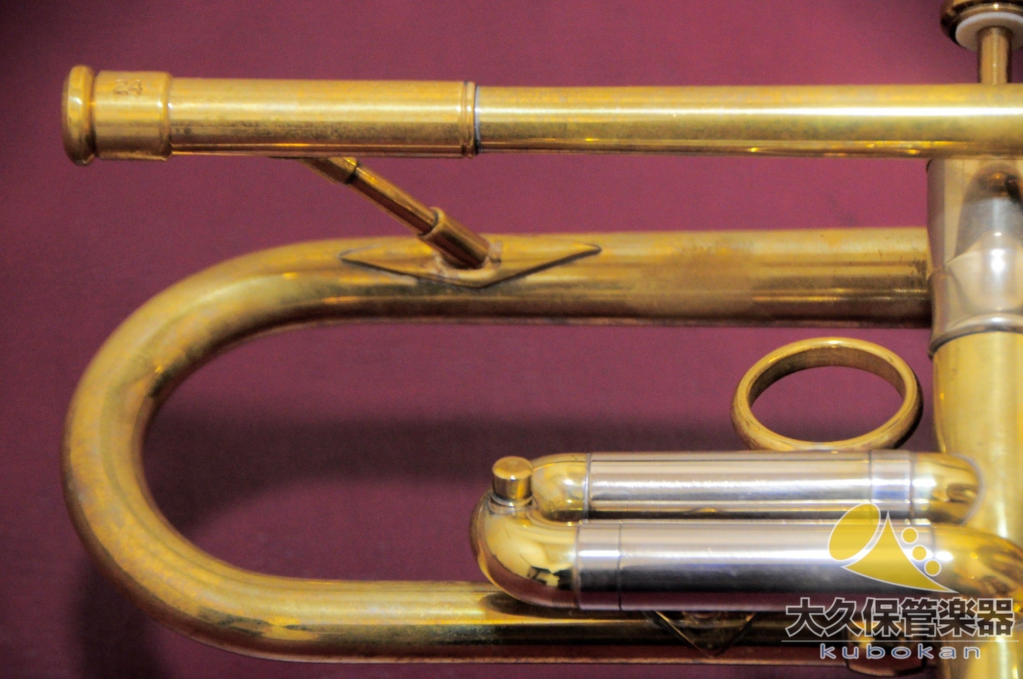 ベンチマーク B♭トランペット Lifted up finger Ring - TC楽器 - TCGAKKI