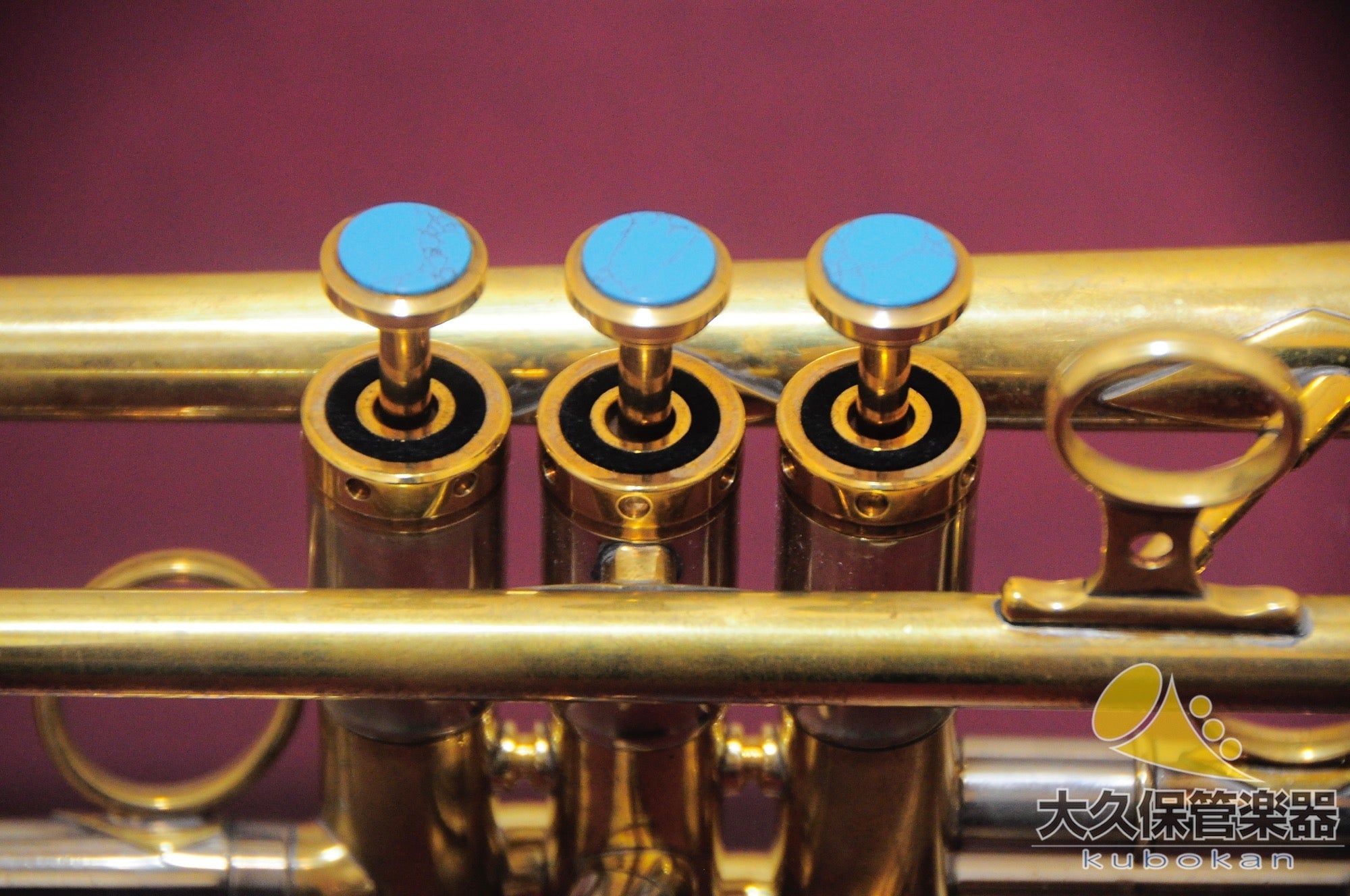 ベンチマーク B♭トランペット Lifted up finger Ring - TC楽器 - TCGAKKI