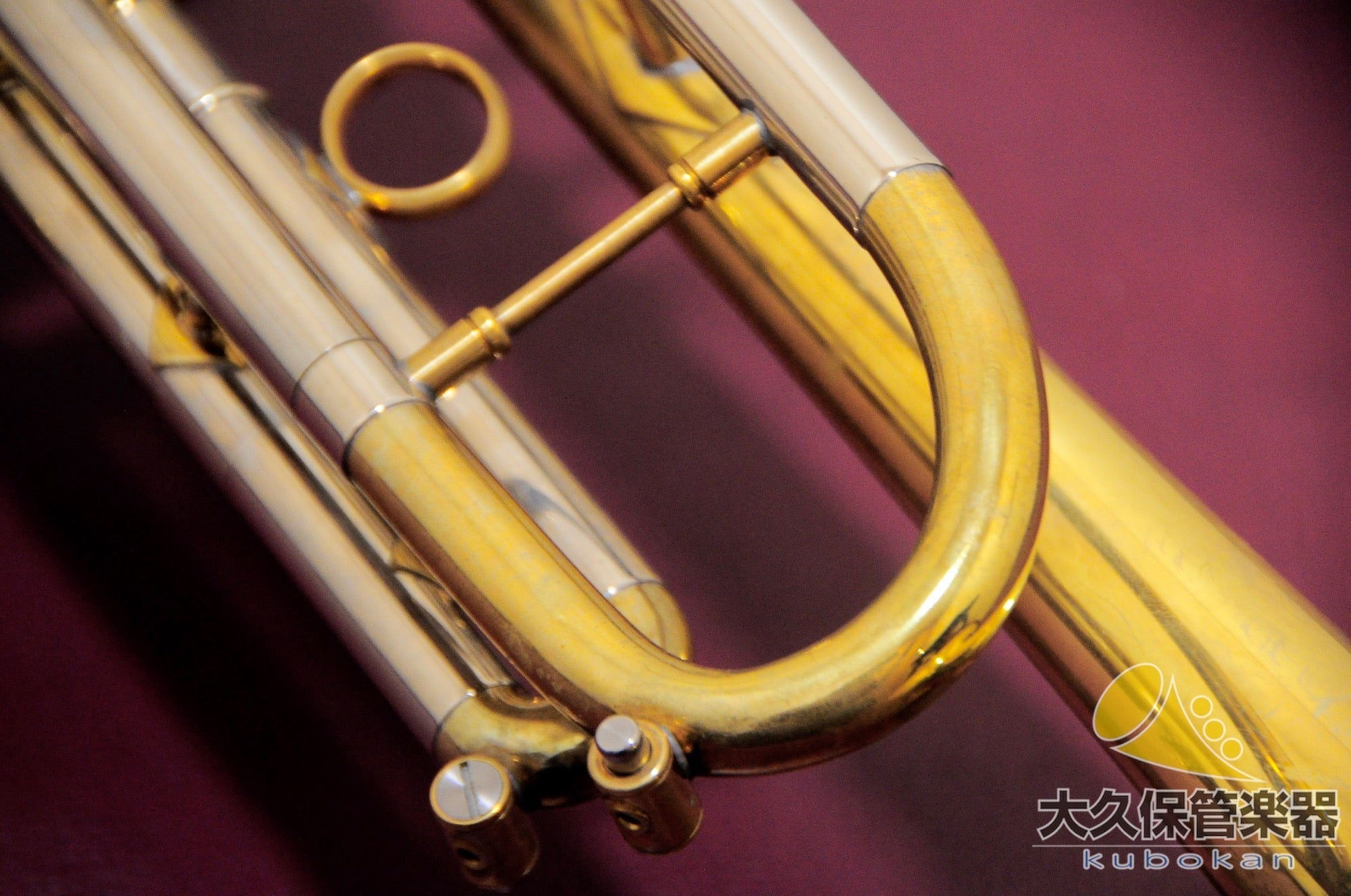 ベンチマーク B♭トランペット Lifted up finger Ring - TC楽器 - TCGAKKI