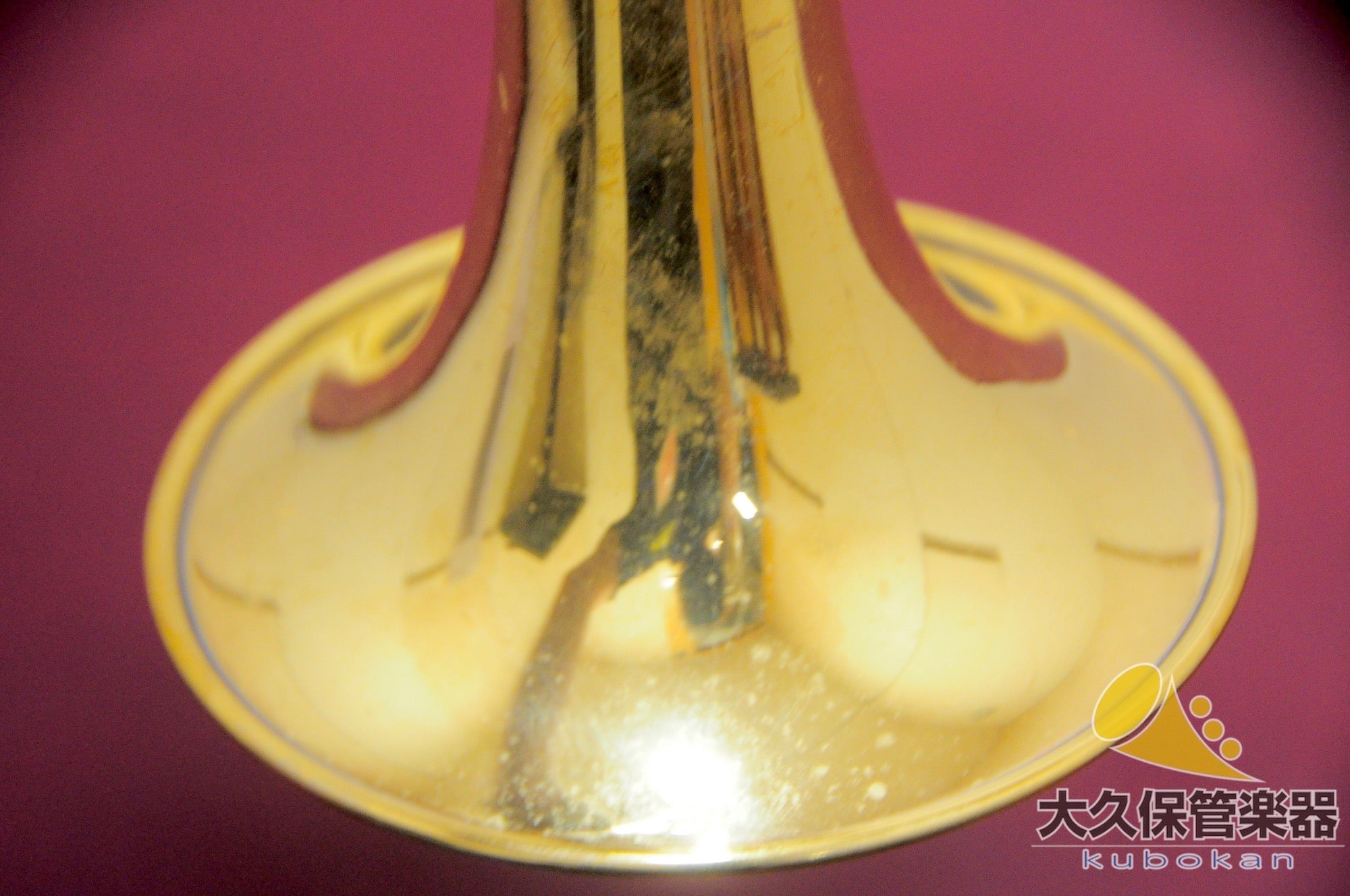 ベンチマーク B♭トランペット Lifted up finger Ring - TC楽器 - TCGAKKI