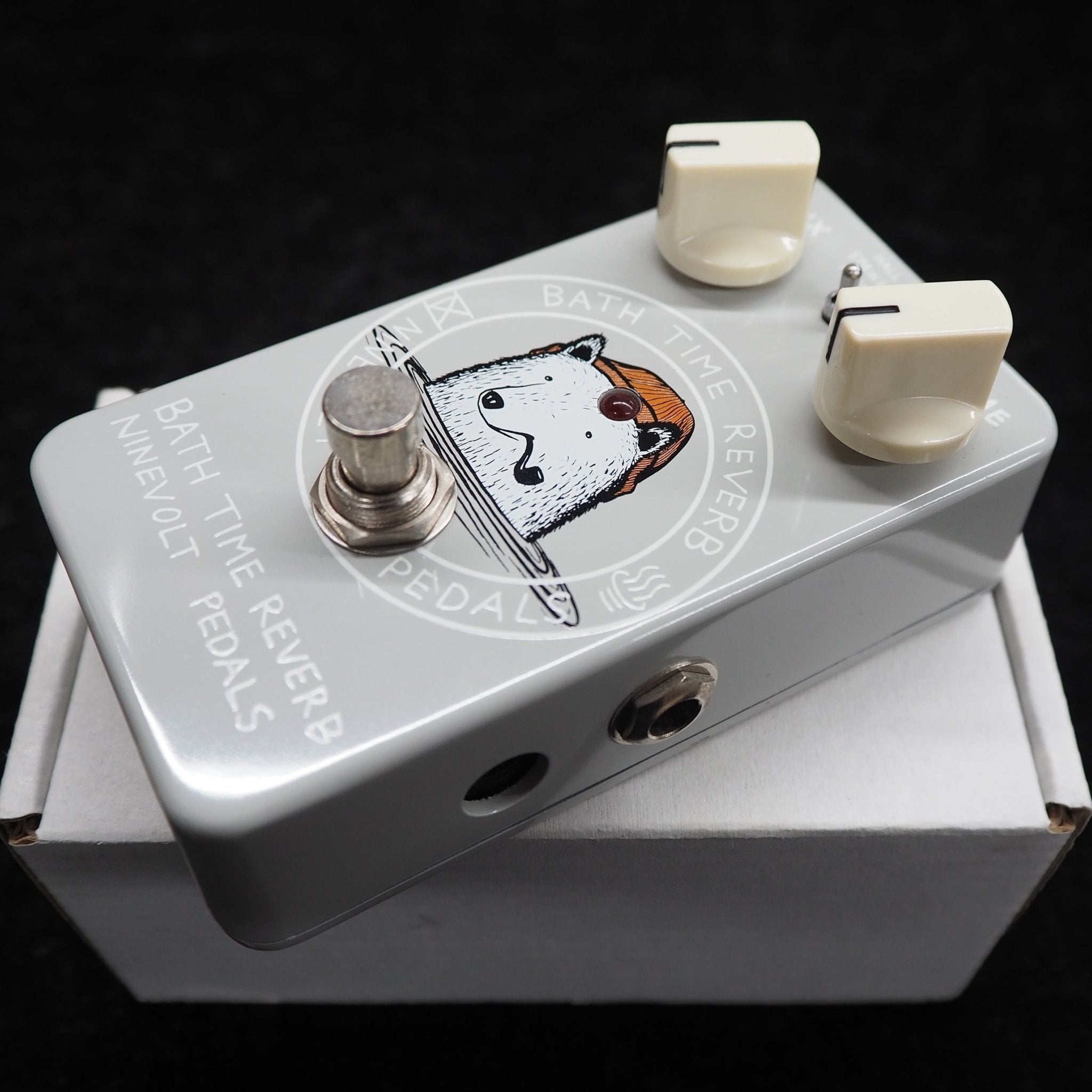 NINEVOLT PEDALS BATH TIME REVERB Ninevolt Pedals: BATH TIME