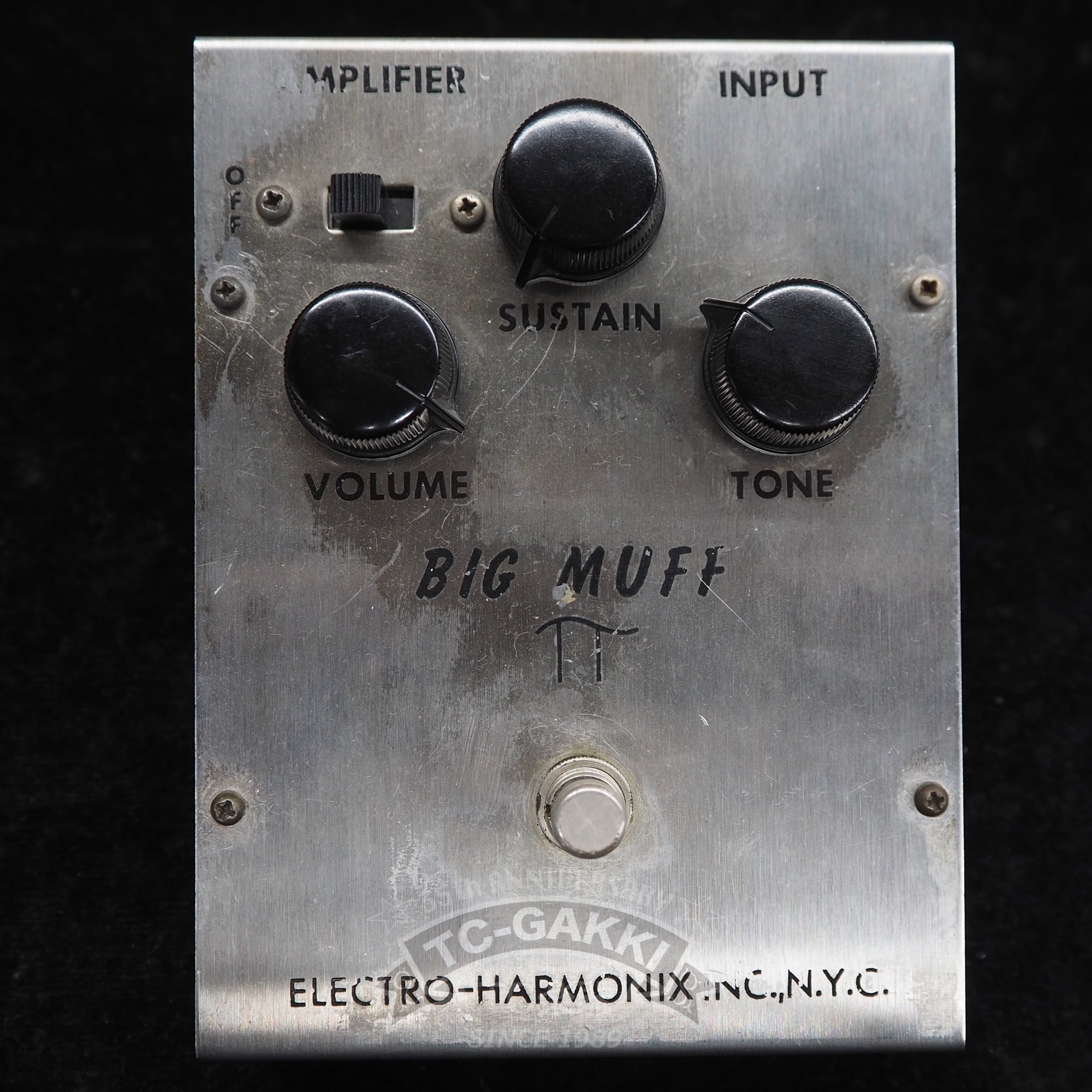 BIG MUFF π “1st Triangle" - TC楽器 - TCGAKKI