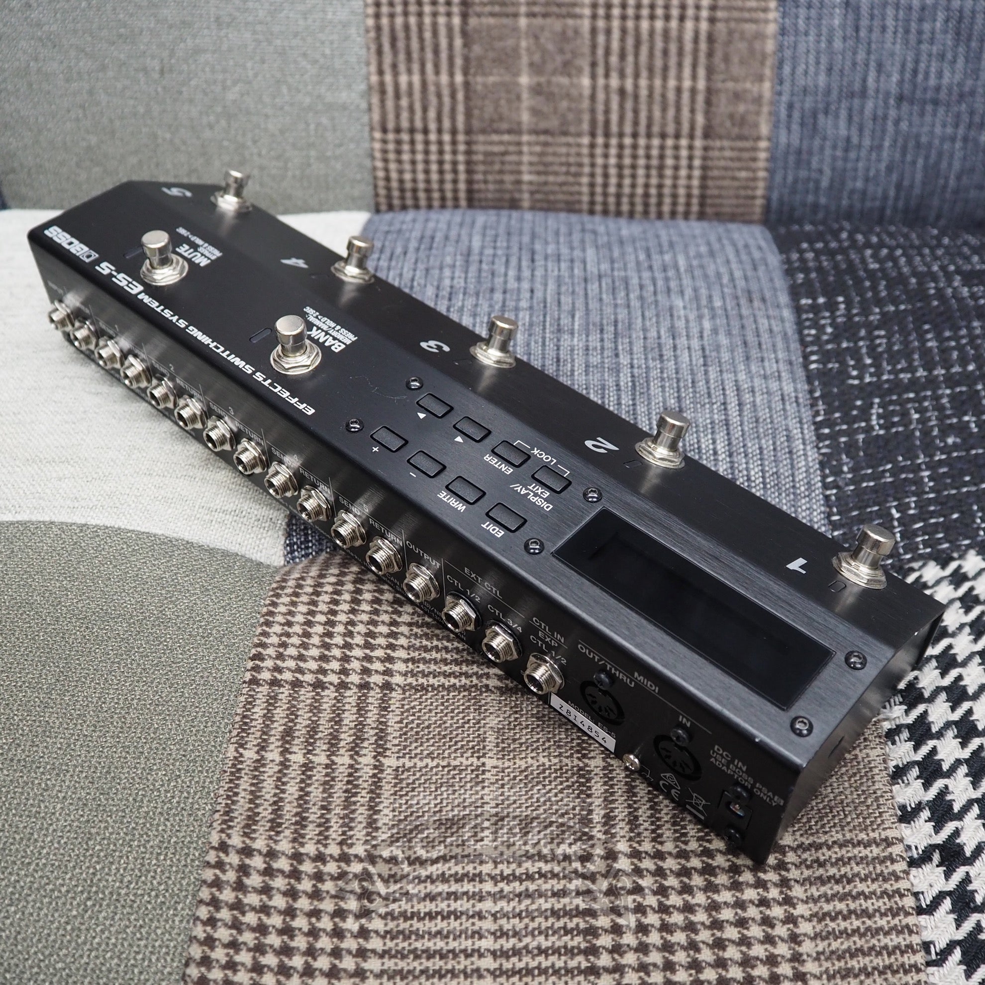 BOSS ES-5 EFFECTS SWITCHING SYSTEM - TC楽器 - TCGAKKI