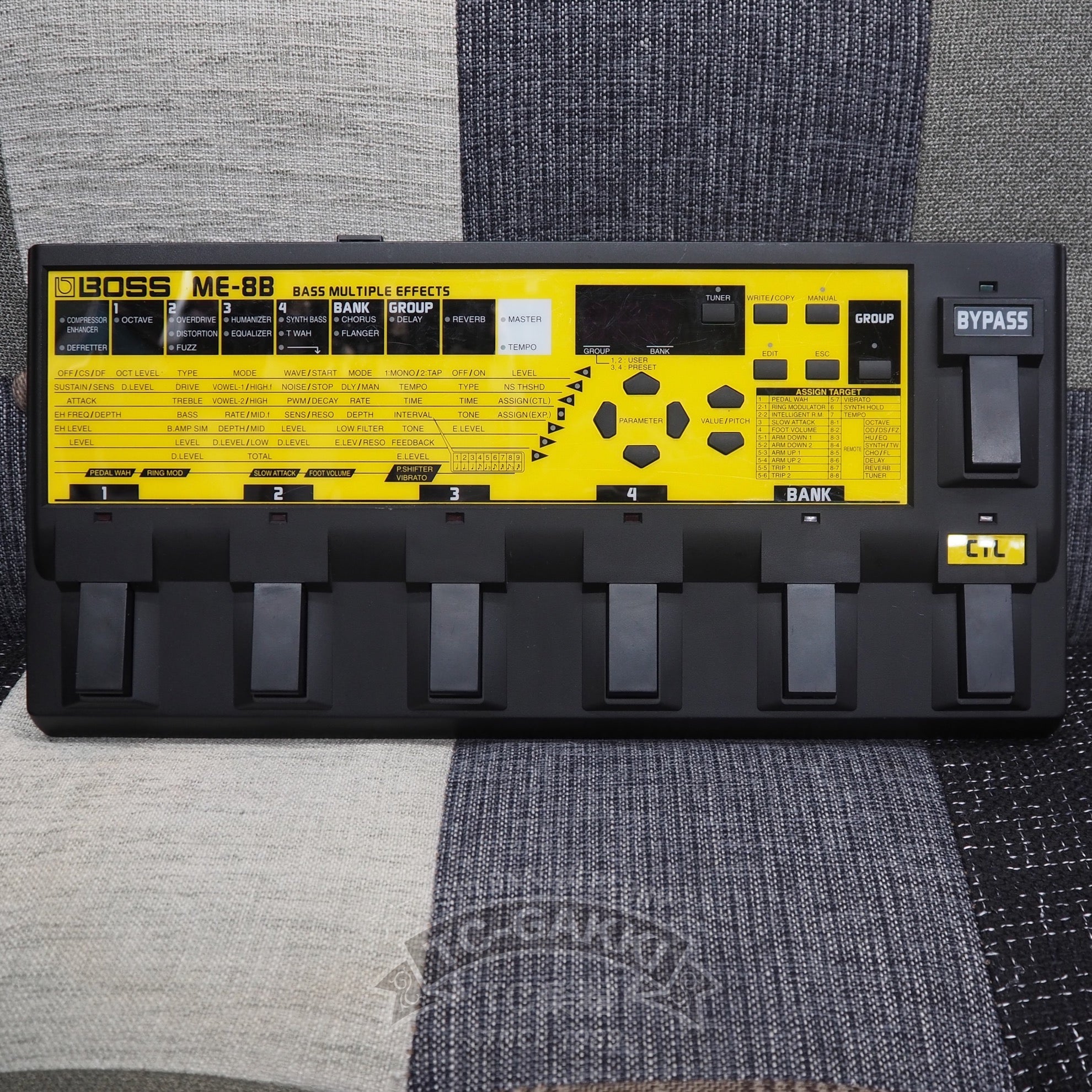 BOSS ME-8B GUITAR MULTIPLE EFFECTS - TC楽器 - TCGAKKI
