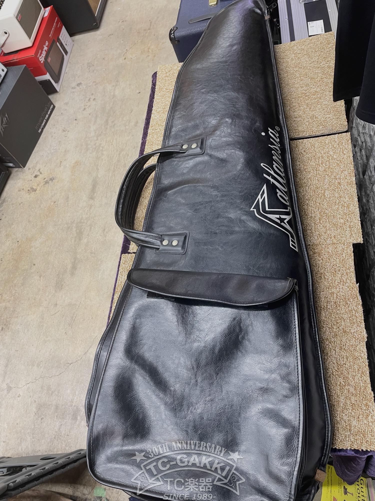 Atlansia 1993 Pentagone Bass 5st