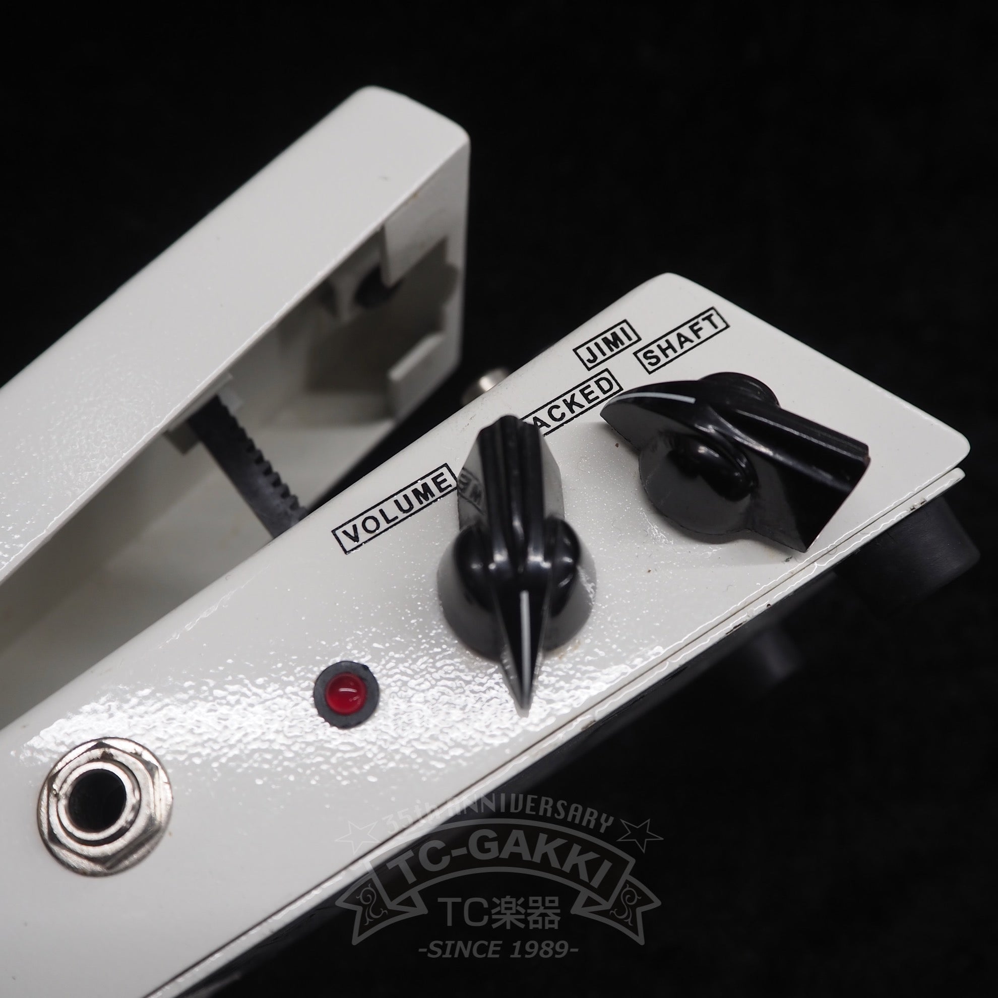 CLYDE Deluxe Wah Wah Pedal (White) - TC楽器 - TCGAKKI