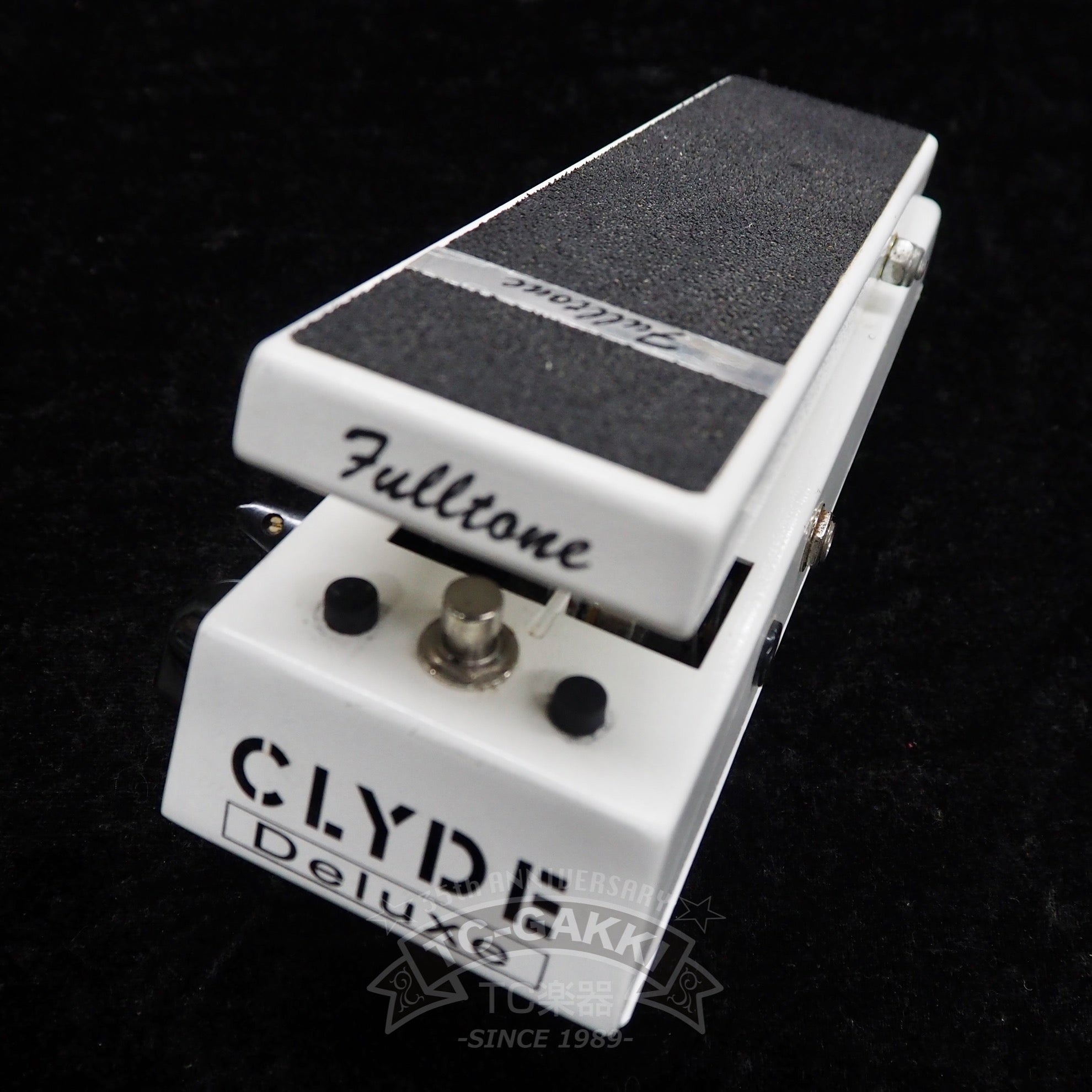 CLYDE Deluxe Wah Wah Pedal (White) - TC楽器 - TCGAKKI