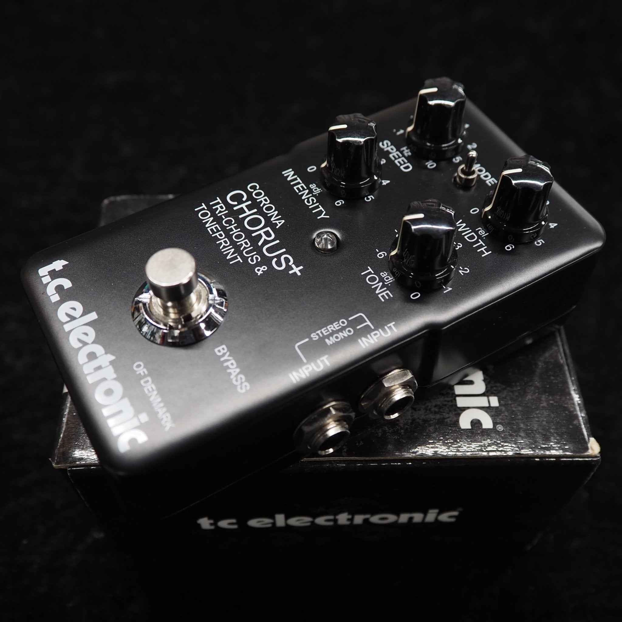 【数回使用】TC ELECTRONIC Corona Chorus TC Electronic | Product | CORONA CHORUS