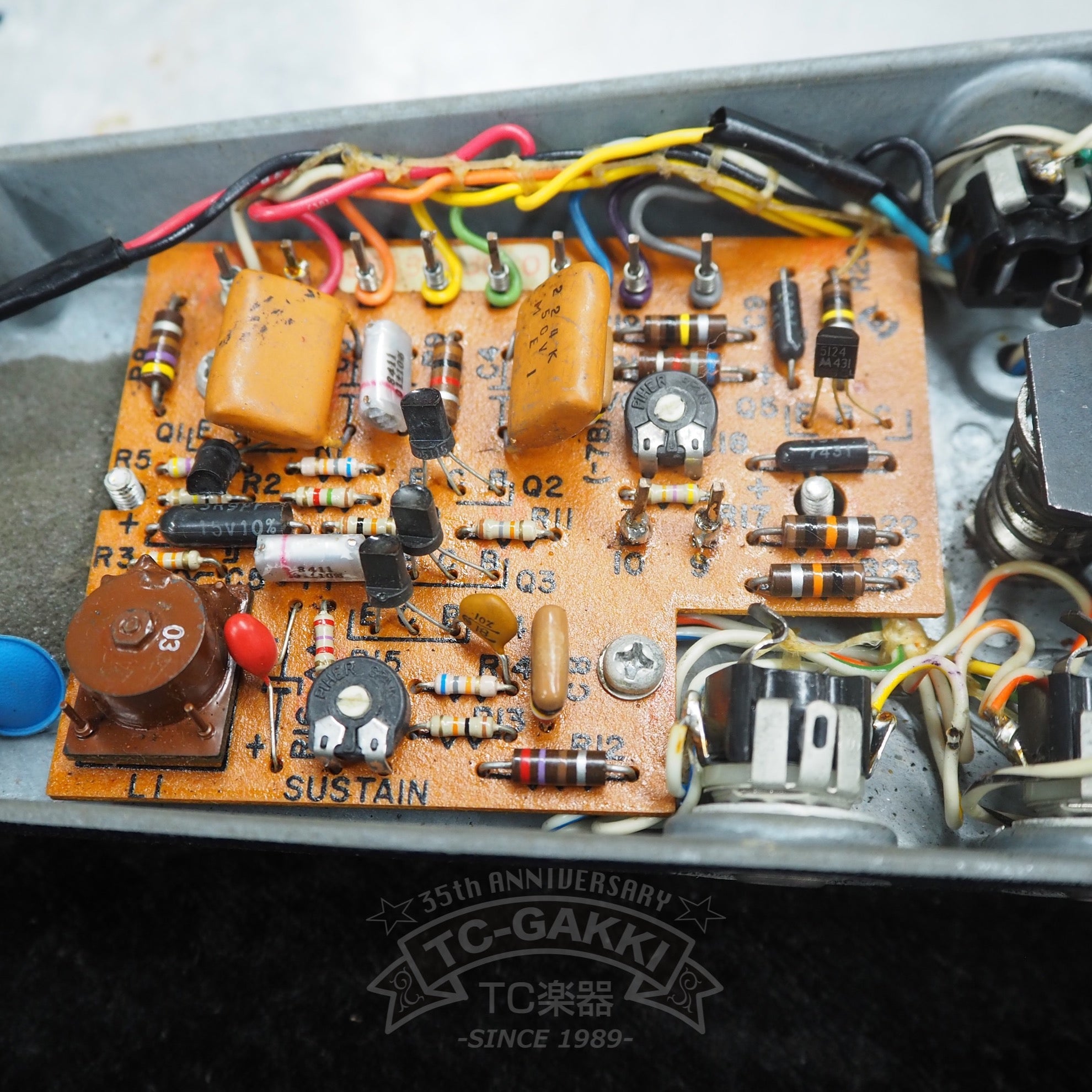 CRY - BABY STEREO FUZZ - WAH MODEL 9 - 3701 - TC楽器 - TCGAKKI