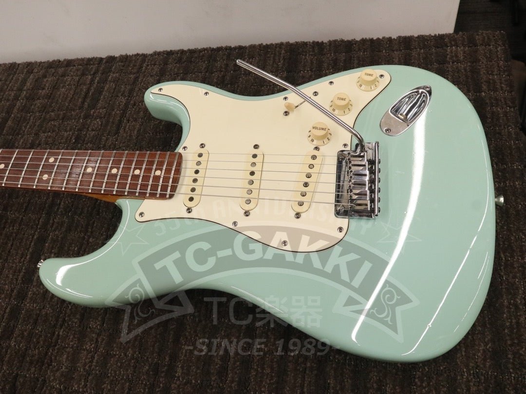 Custom Classic Stratocaster - TC楽器 - TCGAKKI
