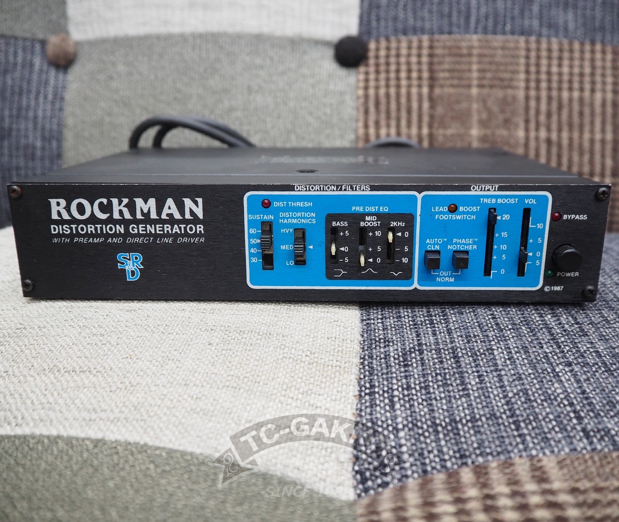 DISTORTION GENERATOR MODEL 100 - TC楽器 - TCGAKKI