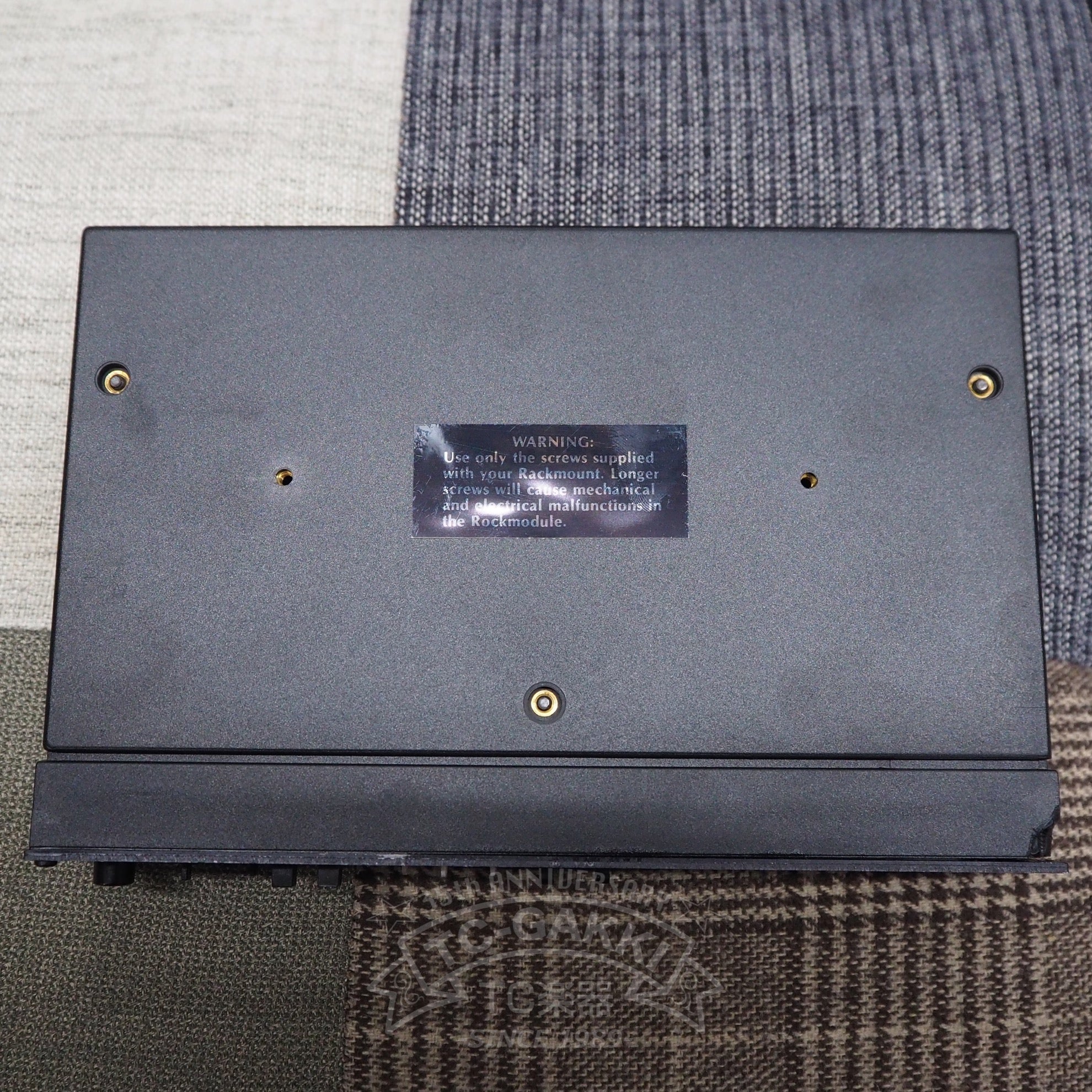 DISTORTION GENERATOR MODEL 100 - TC楽器 - TCGAKKI