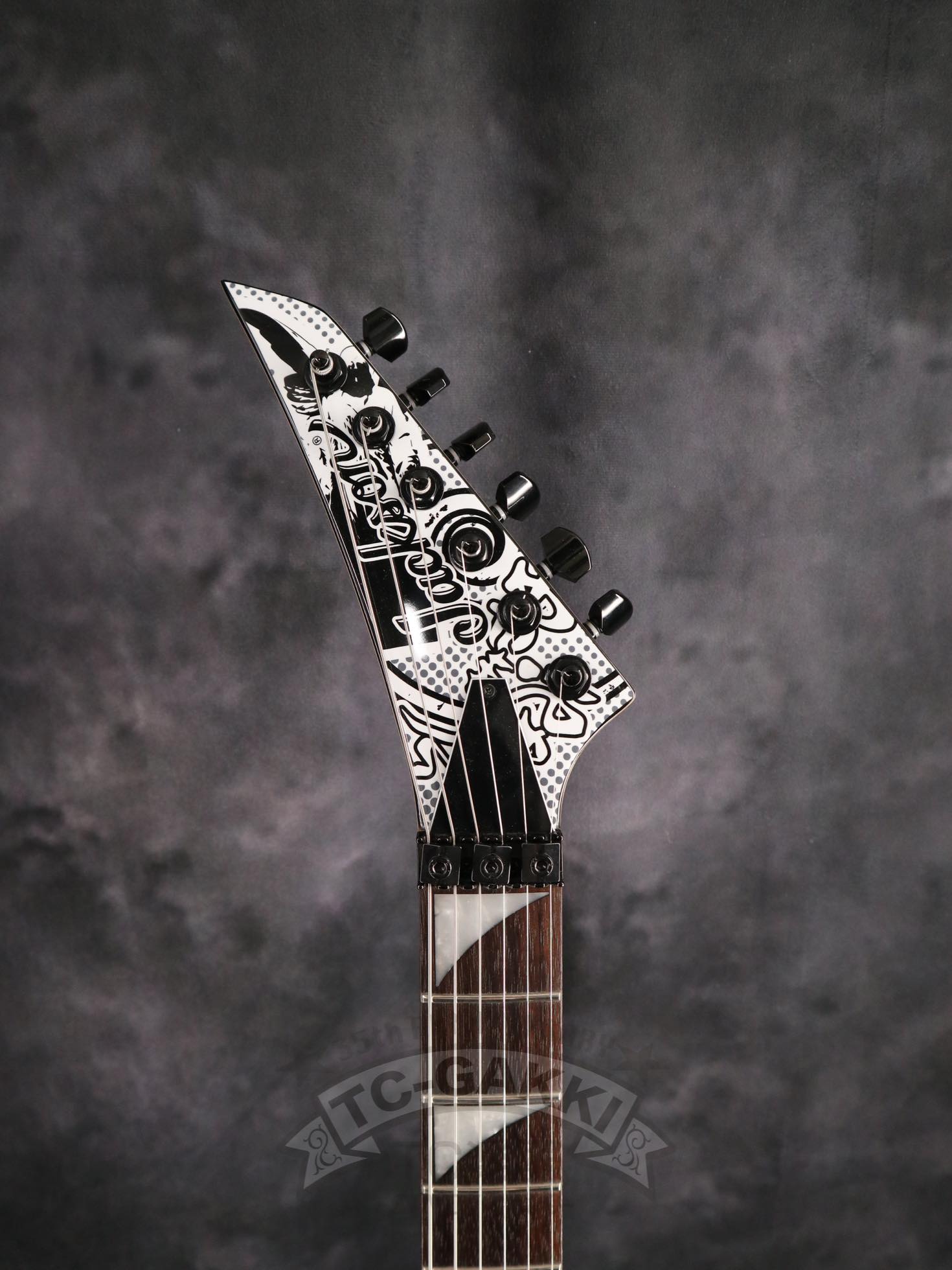 DK1 Skull Kaos - TC楽器 - TCGAKKI