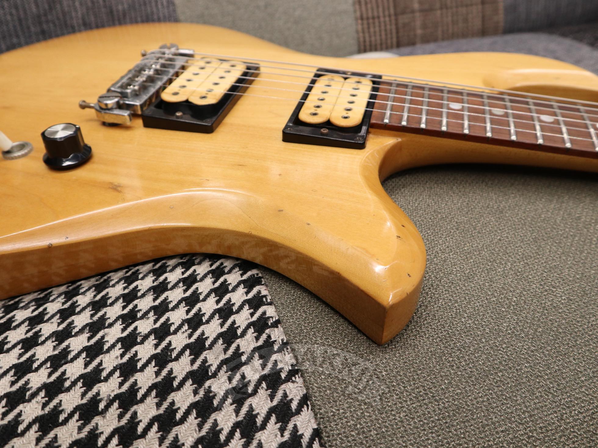 EG - 1400 - TC楽器 - TCGAKKI