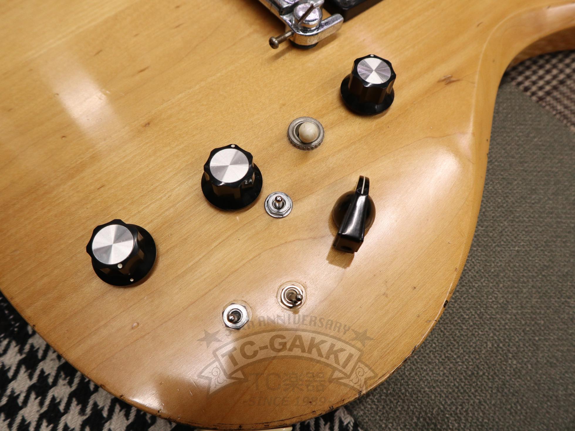 EG - 1400 - TC楽器 - TCGAKKI