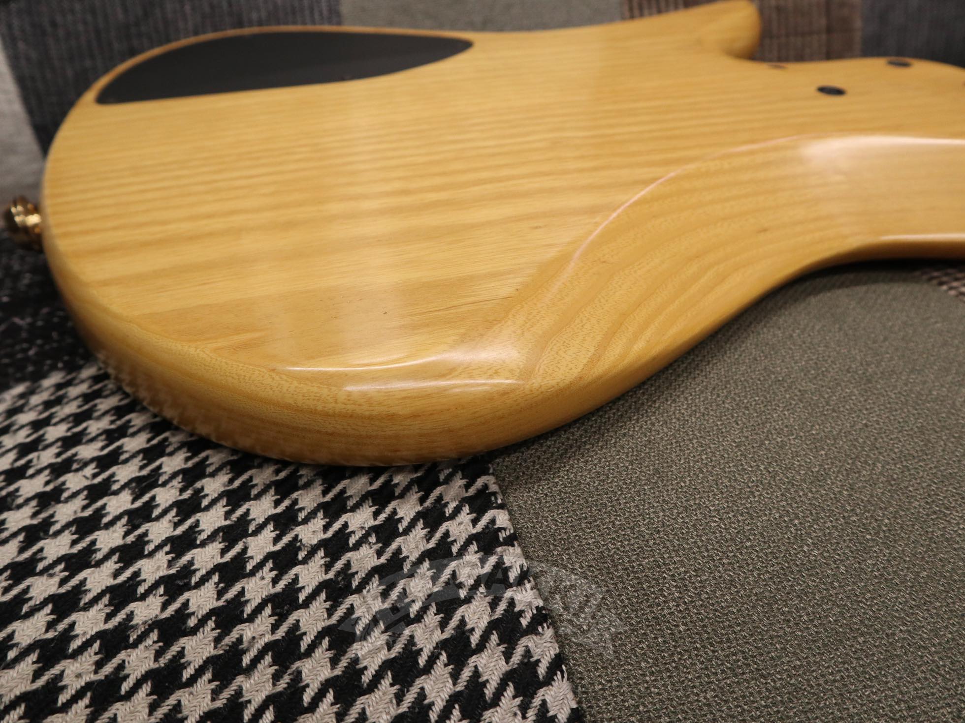 Emperor 5st Bolt - on - TC楽器 - TCGAKKI