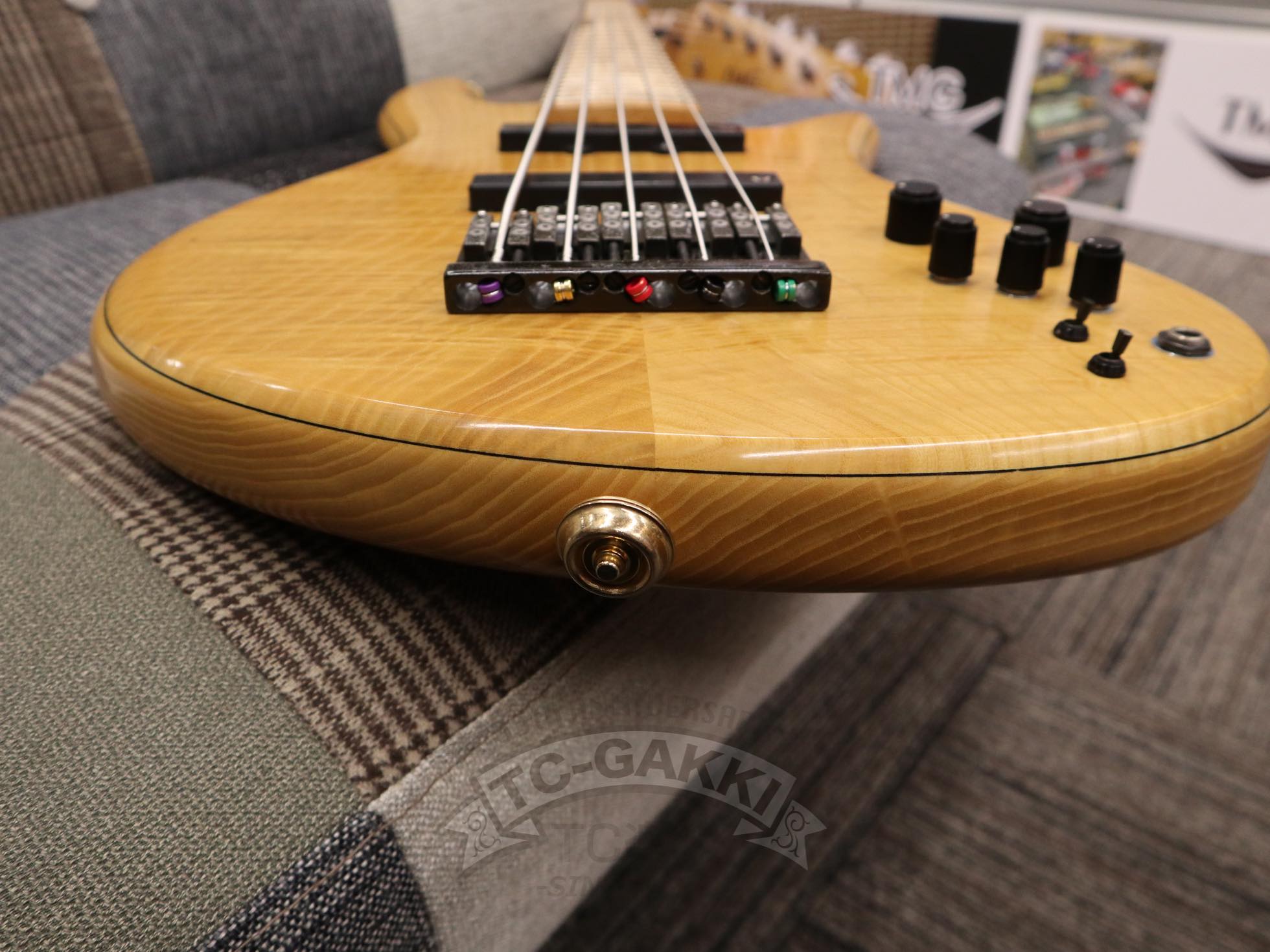 Emperor 5st Bolt - on - TC楽器 - TCGAKKI