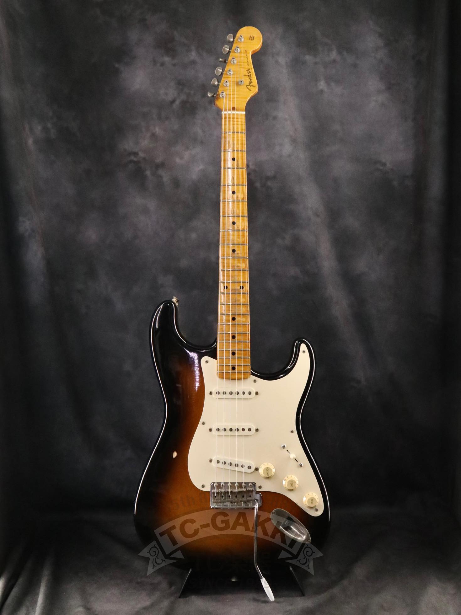 Fender Japan 1984-1987 ST54 EXTRAD - TC楽器 - TCGAKKI