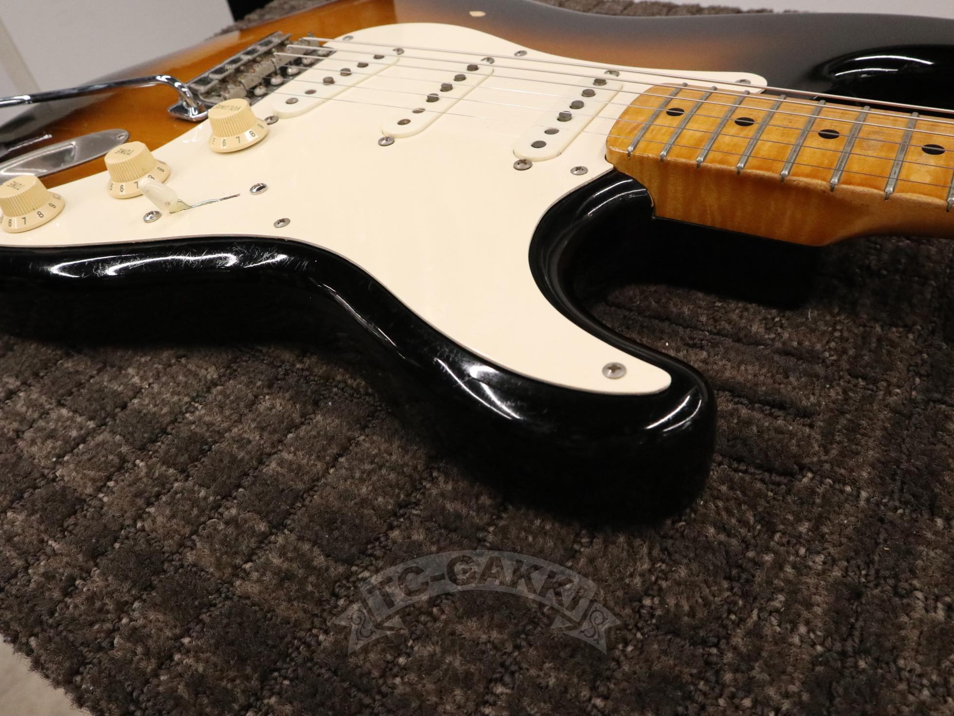 Fender Japan 1984-1987 ST54 EXTRAD - TC楽器 - TCGAKKI