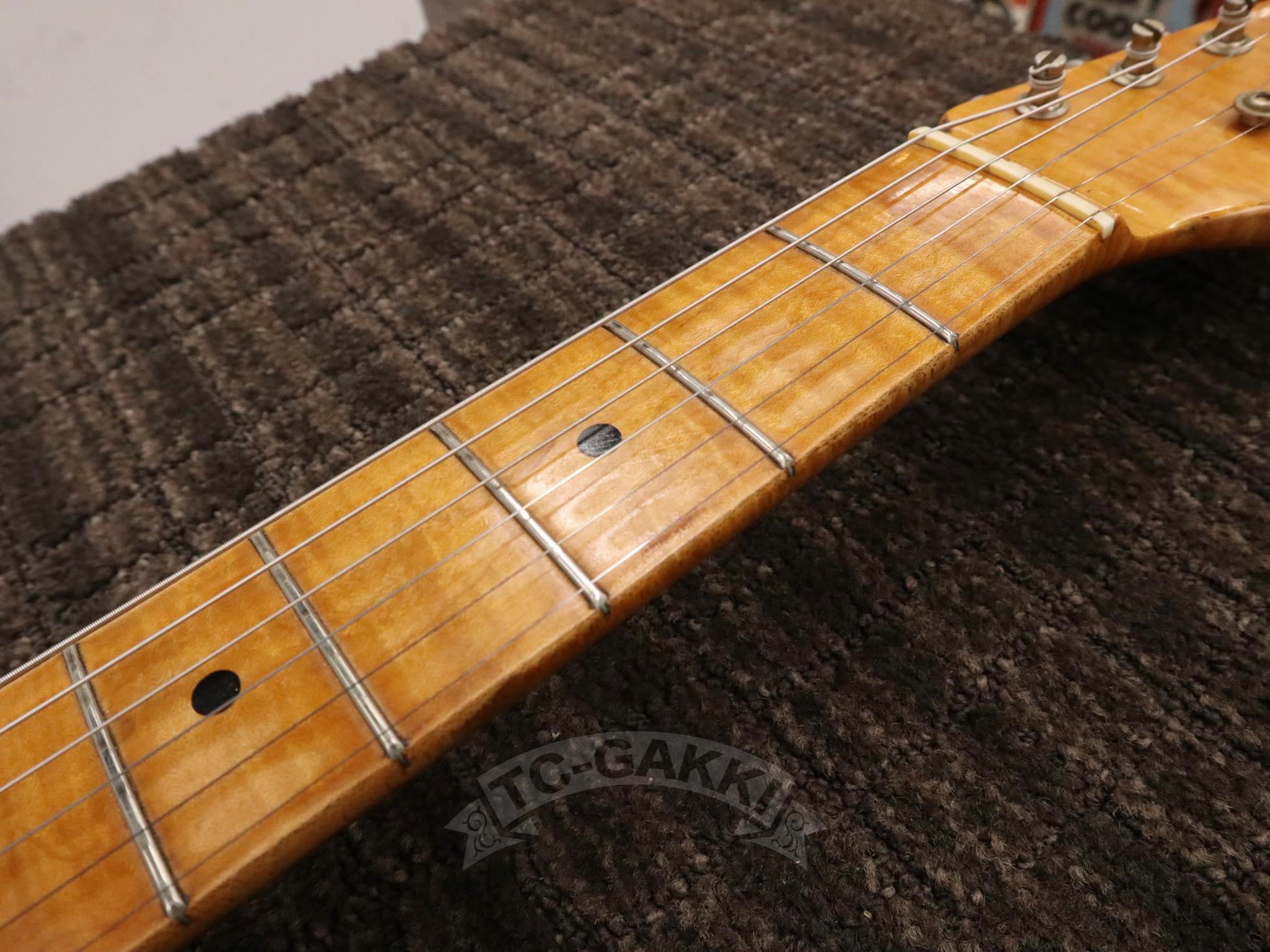 Fender Japan 1989 ST54-130E Extrad - TC楽器 - TCGAKKI