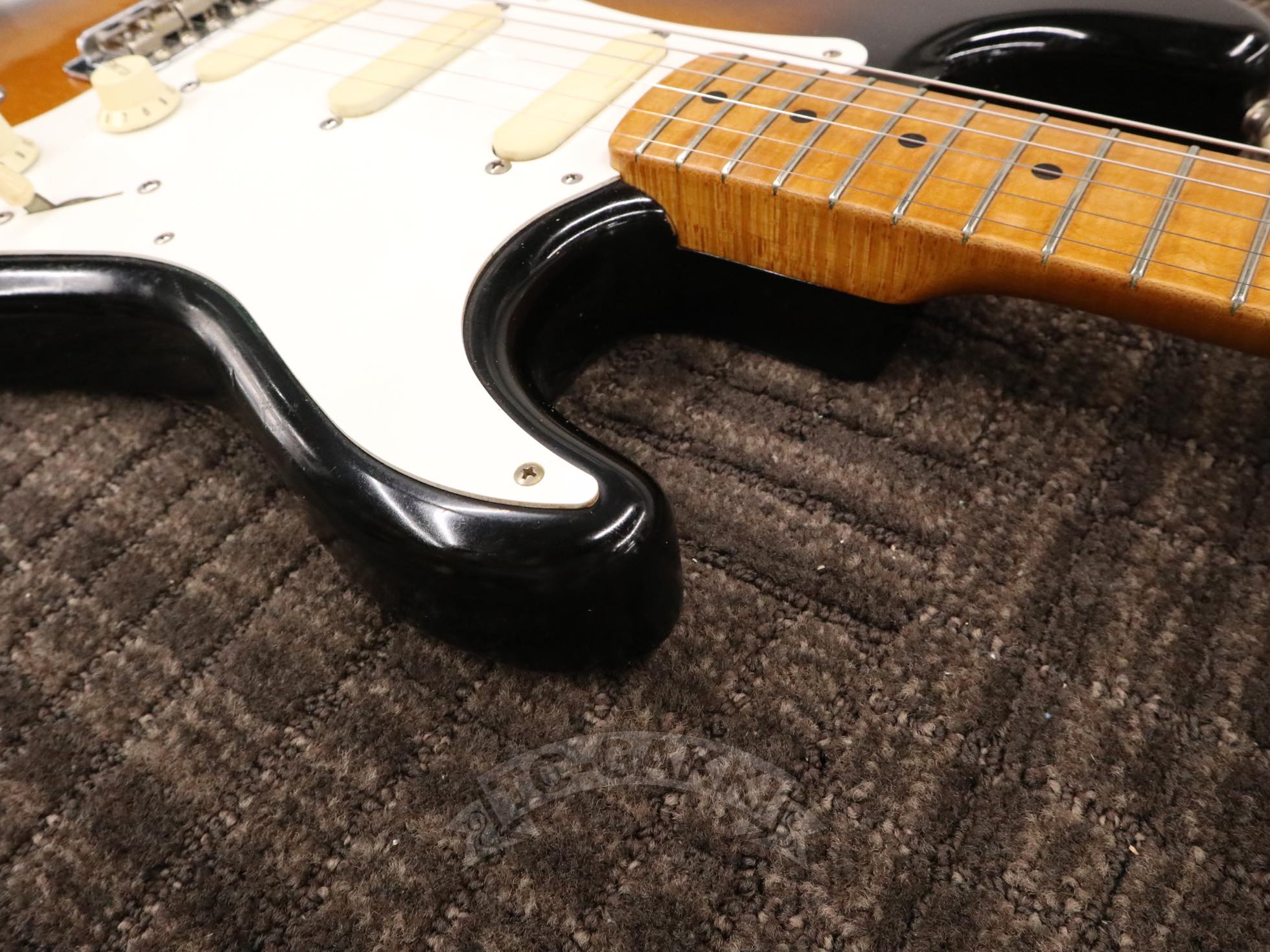 Fender Japan 1989 ST54-130E Extrad - TC楽器 - TCGAKKI