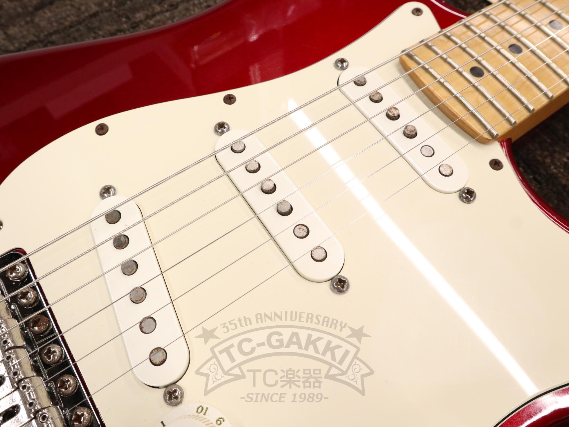Fender USA 2013 American Special Stratocaster - TC楽器 - TCGAKKI