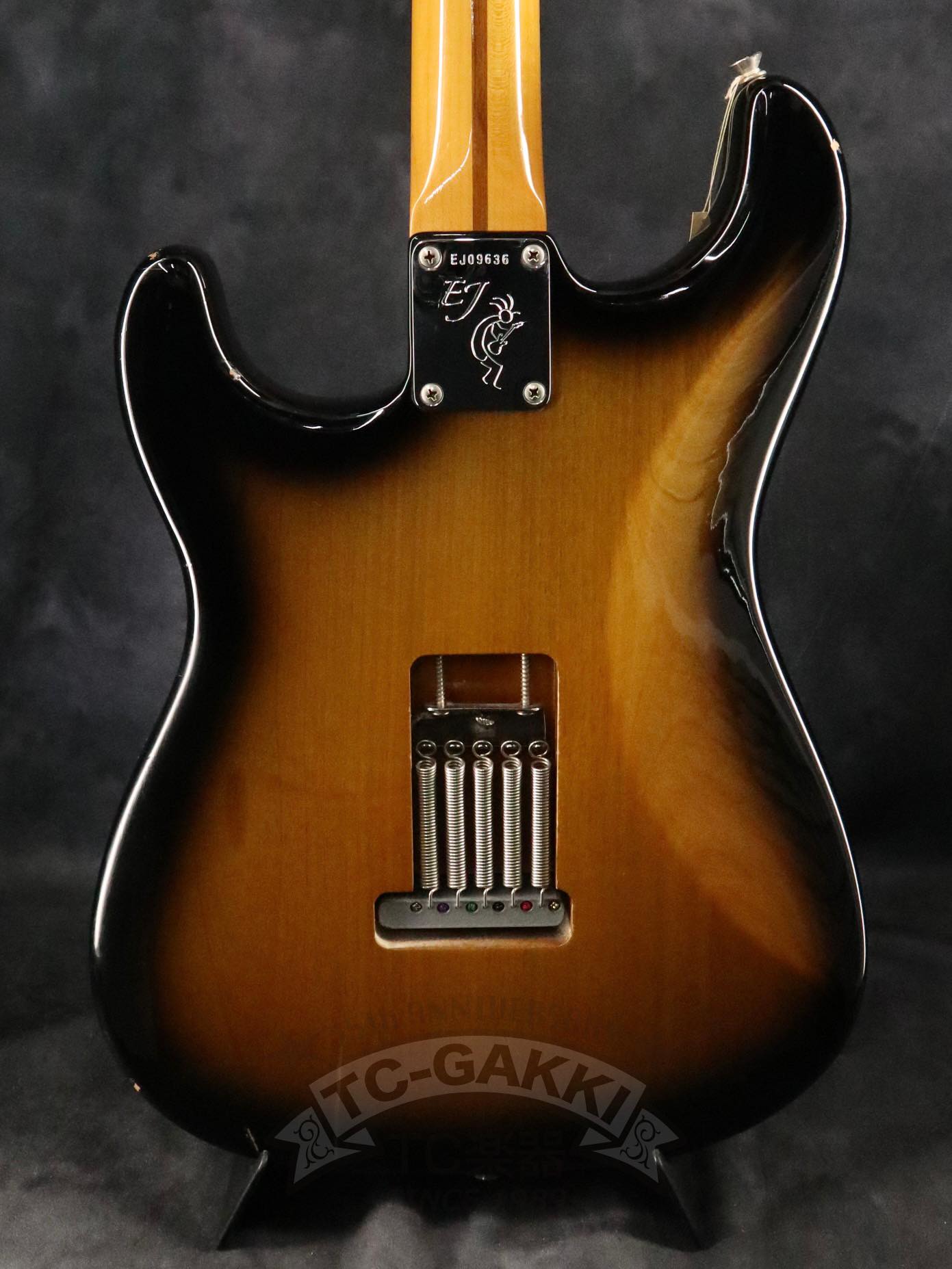 Fender USA Eric Johnson Stratocaster - TC楽器 - TCGAKKI