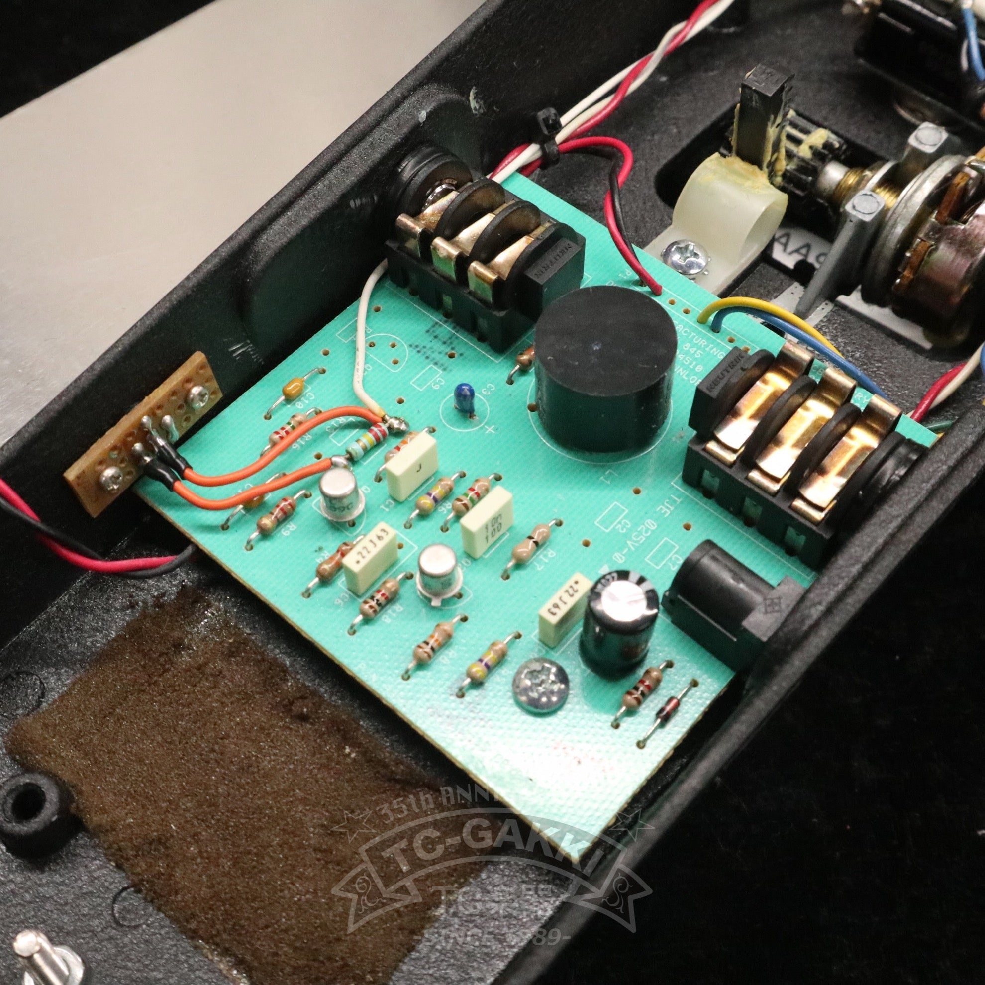 GCB - 95 cry baby by TONE BLUE MOD. - TC楽器 - TCGAKKI