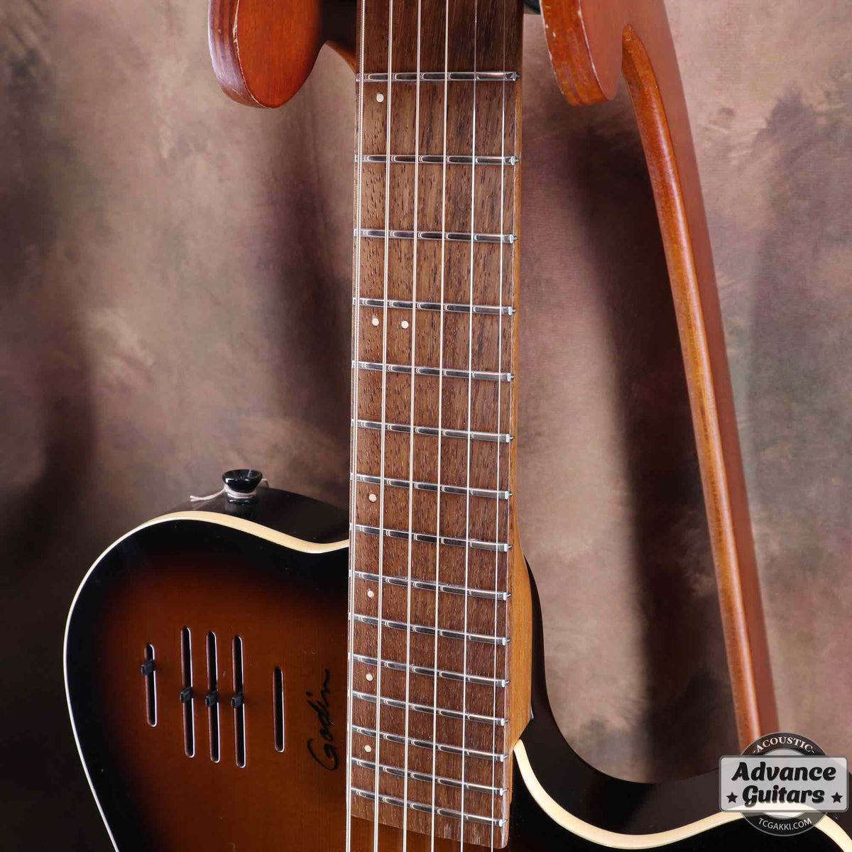 Godin 2001年製 A6 COGNAC BURST RN - TC楽器 - TCGAKKI