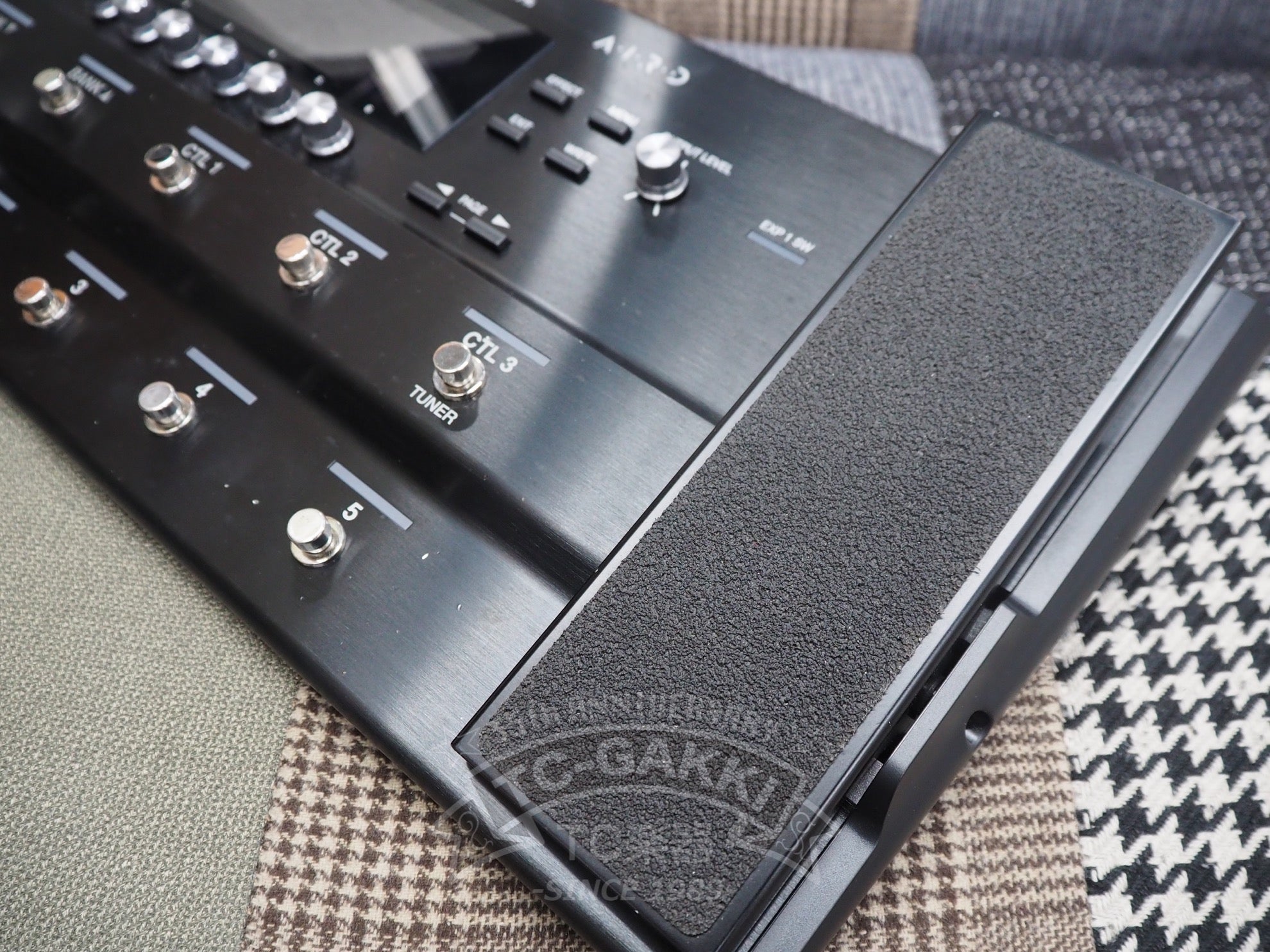 GT - 1000 GUITAR EFFECTS PROCESSOR - TC楽器 - TCGAKKI