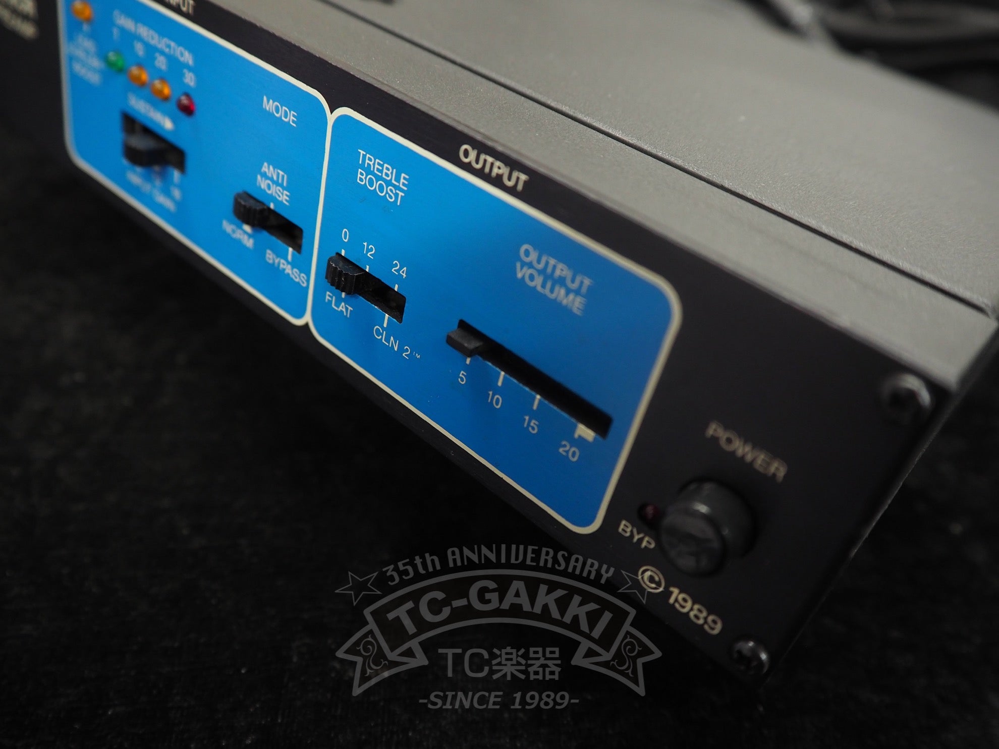GUITAR COMPRESSOR MODEL 100 - TC楽器 - TCGAKKI