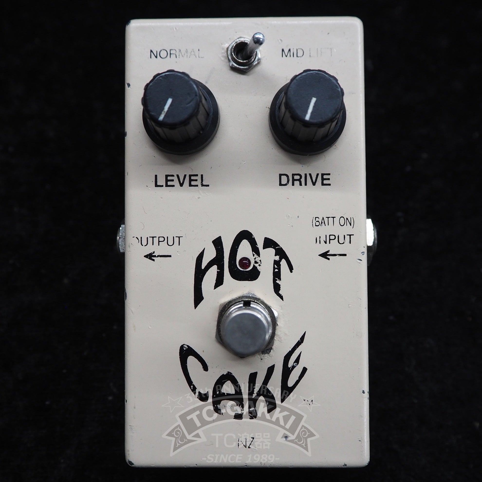 HOT CAKE (Early Model/Angular Case) - TC楽器 - TCGAKKI