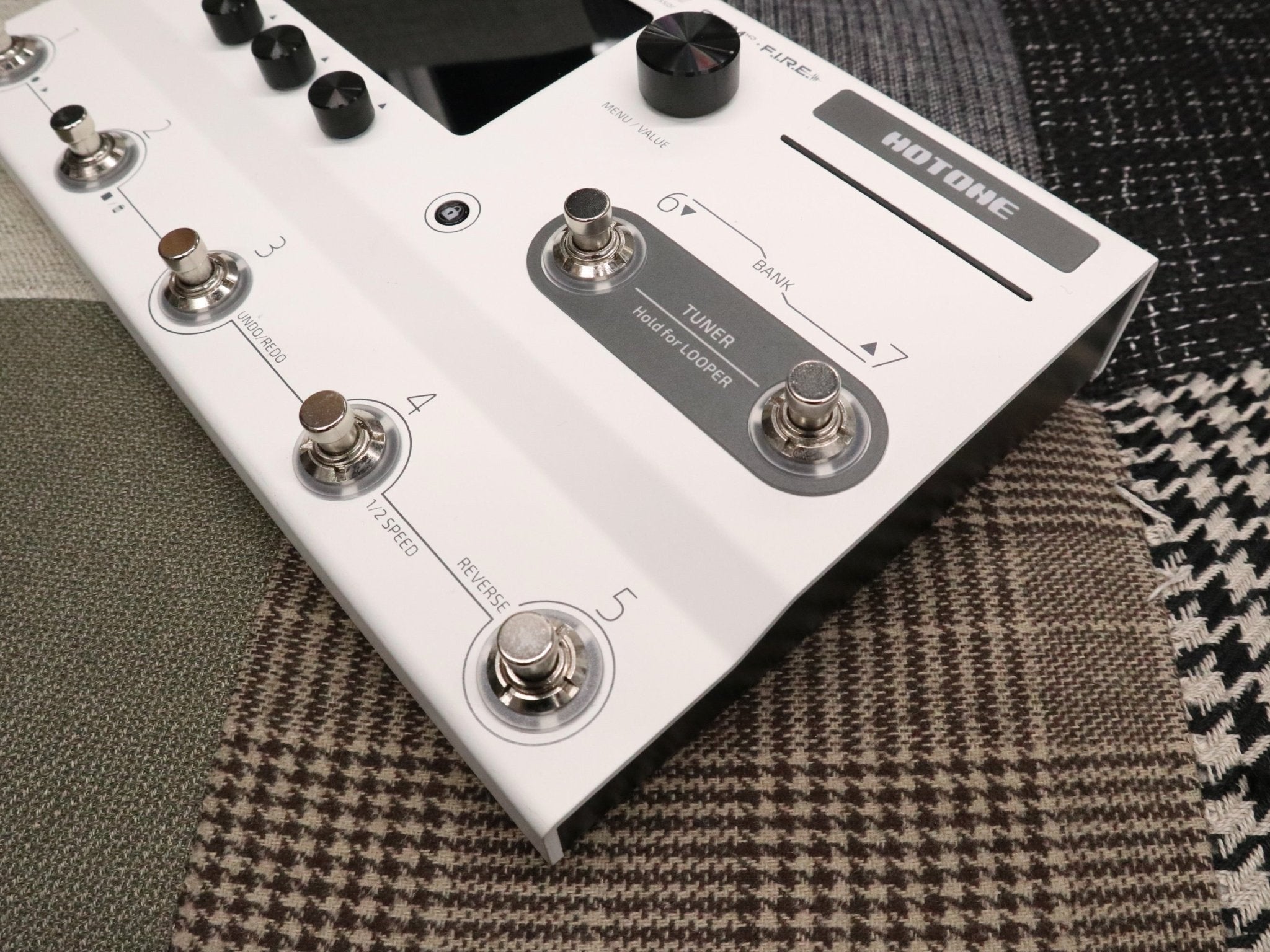 HOTONE AMPERO II STAGE CDCM HD Gen 2 Amp Modeler/Effects Processor - TC楽器 - TCGAKKI