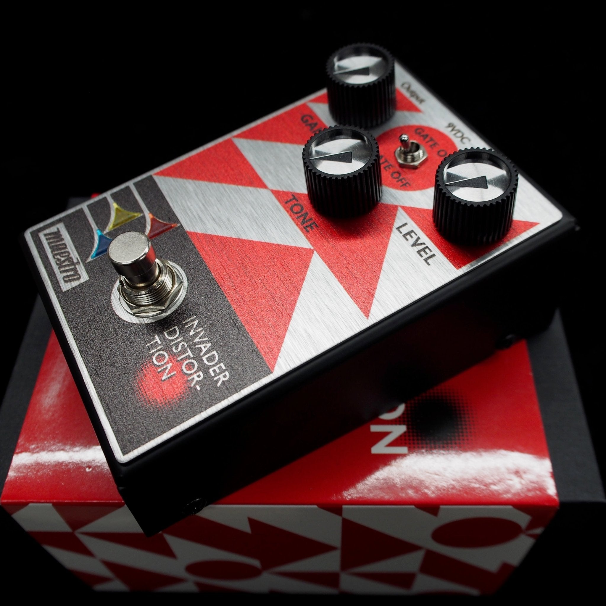 INVADER DISTORTION - TC楽器 - TCGAKKI