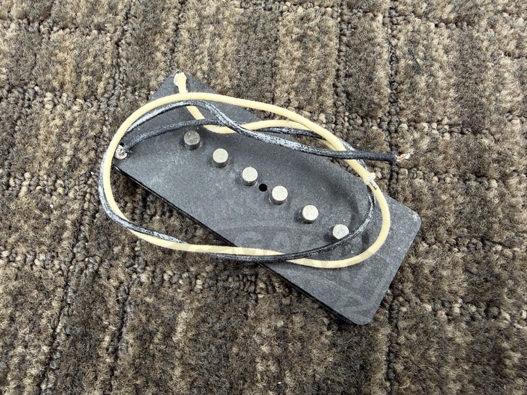 JM - V Neck - TC楽器 - TCGAKKI