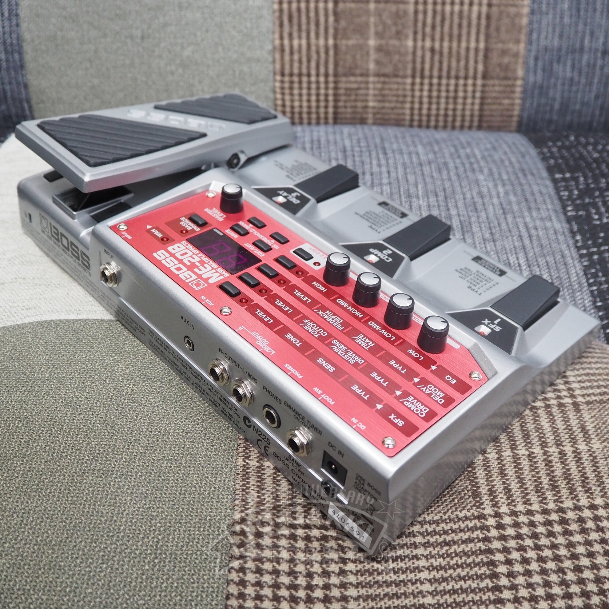 ME - 20B BASS MULTIPLE EFFECTS - TC楽器 - TCGAKKI