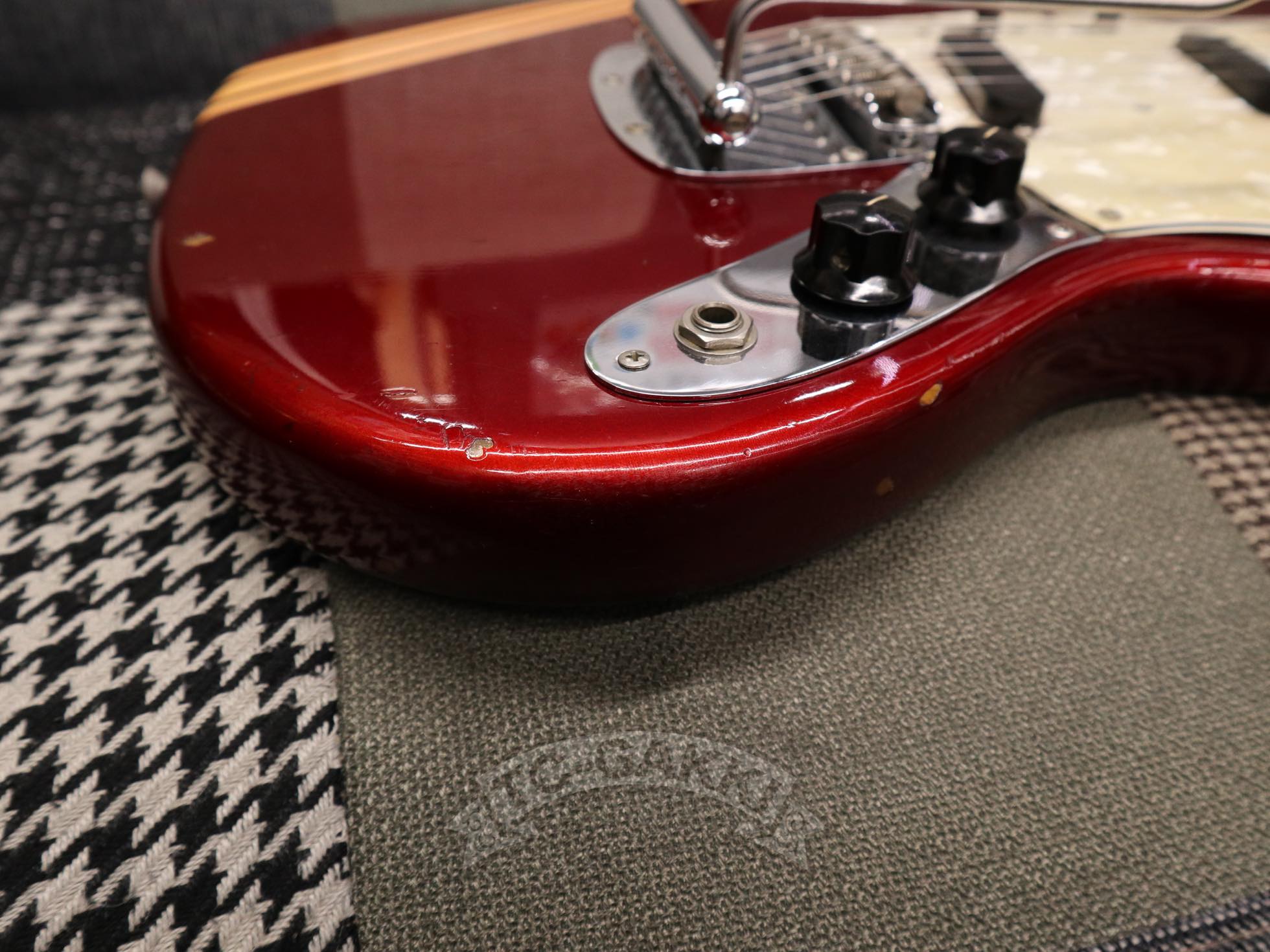 Mustang Competition Red - TC楽器 - TCGAKKI