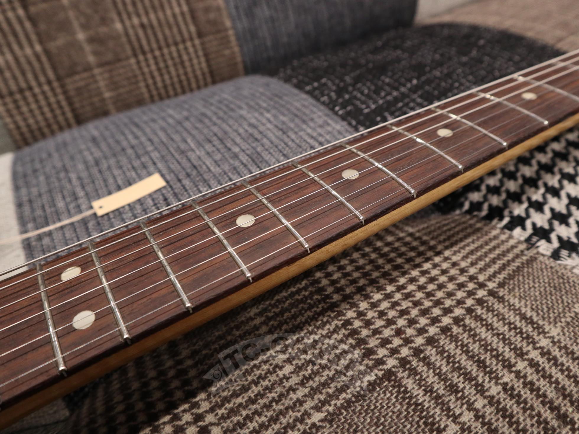 Mustang Competition Red - TC楽器 - TCGAKKI