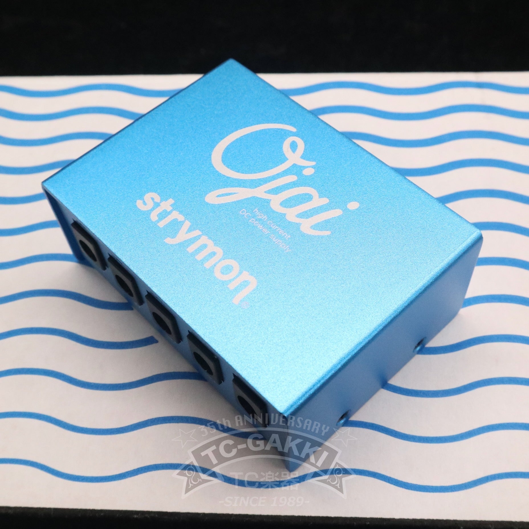 ojai-5909829.jpg?v=1764582189