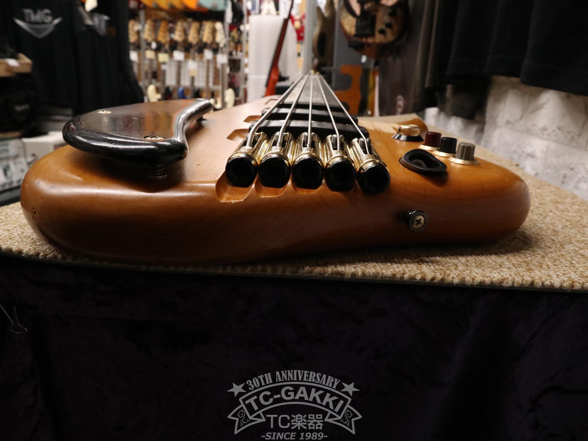 Atlansia 1993 Pentagone Bass 5st