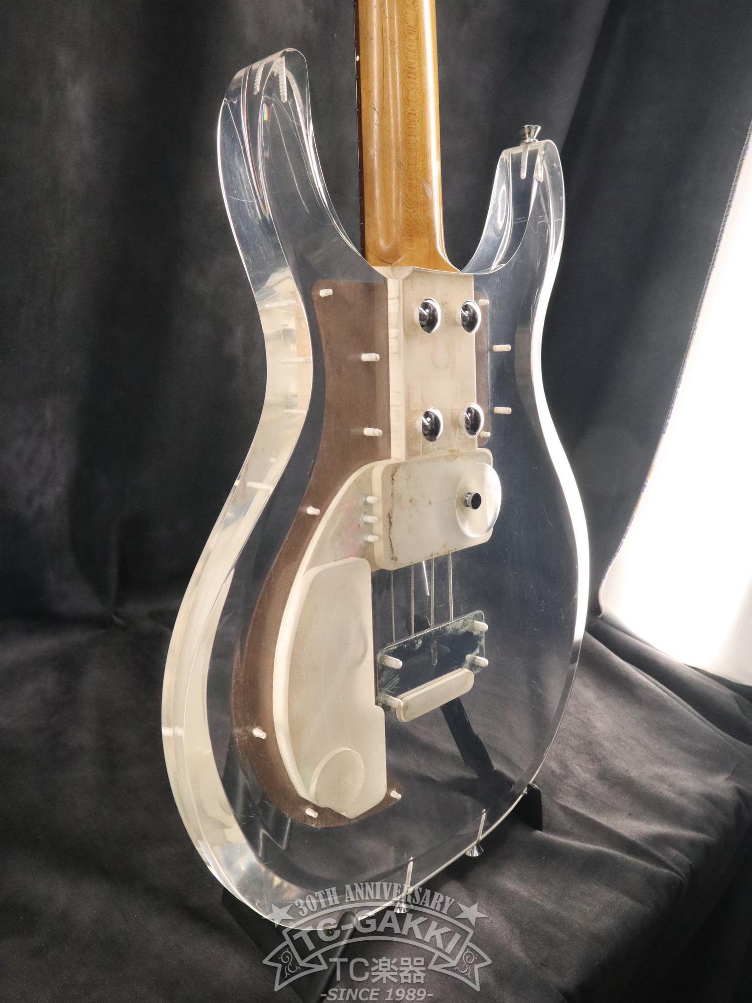 Guitare basse Dan Armstrong Lucite des années 1970