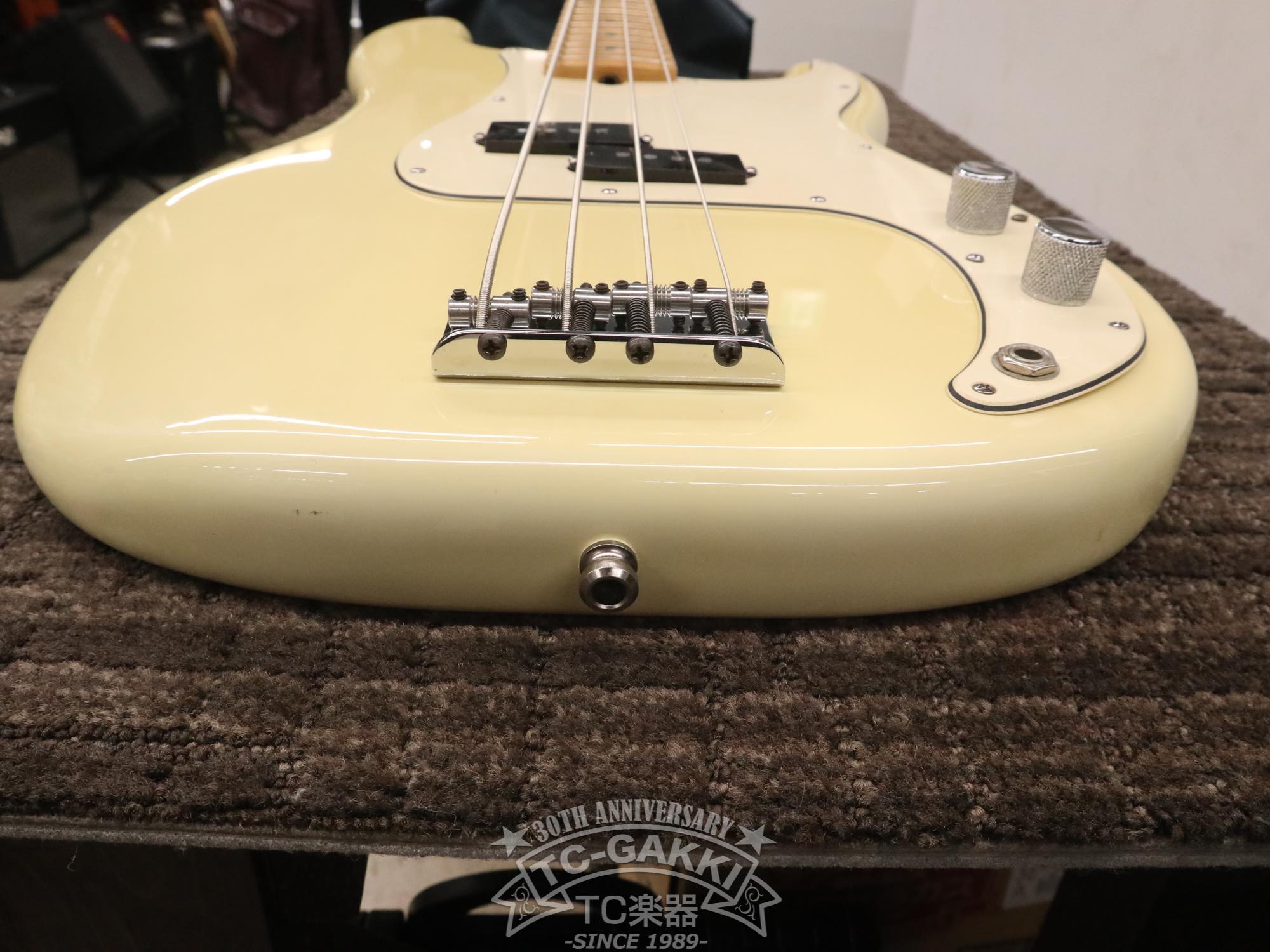 American Standard Precision Bass