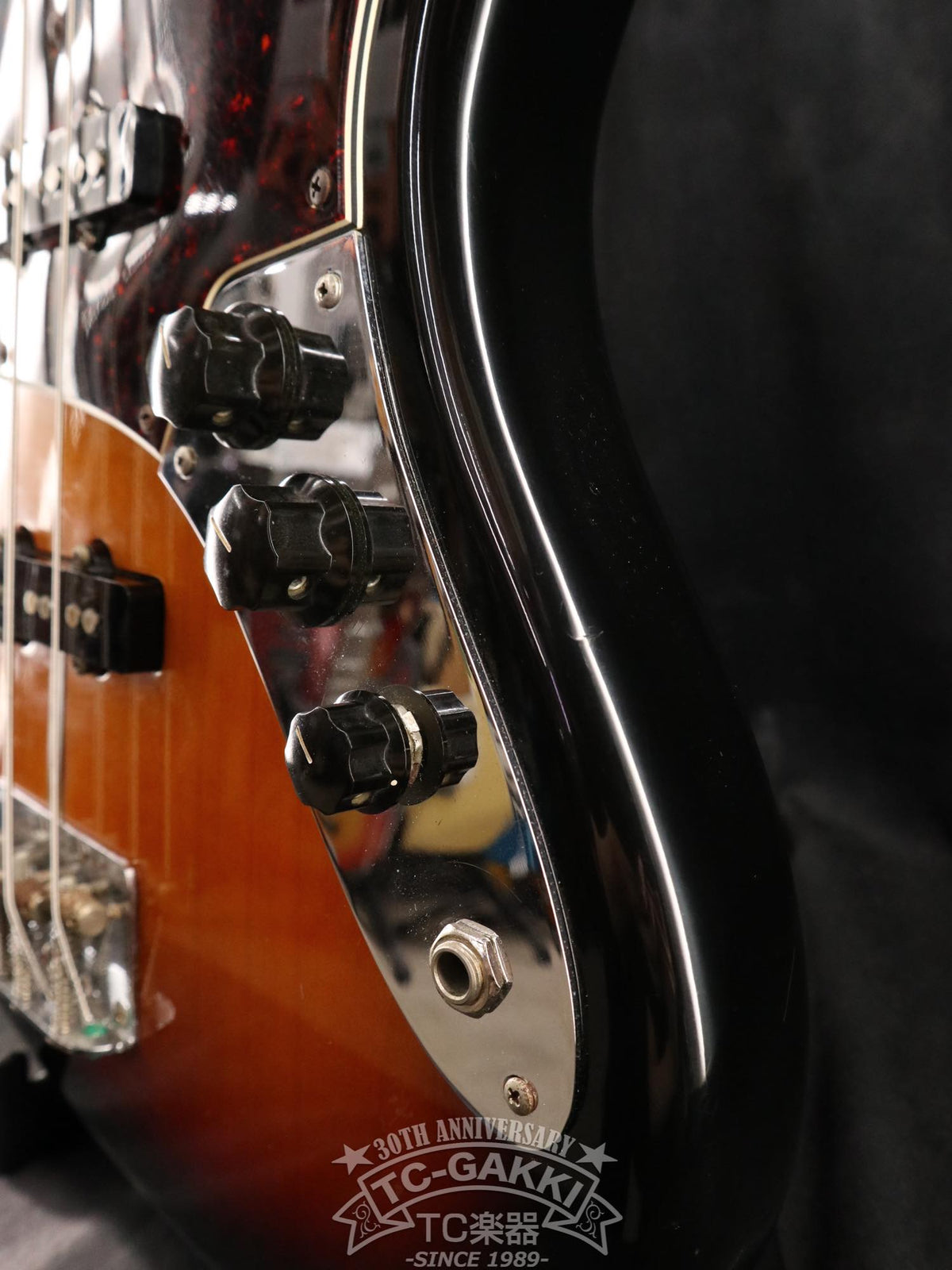 Fender USA 1996 American Vintage 62 Jazz Bass stack 50th Anniversary
