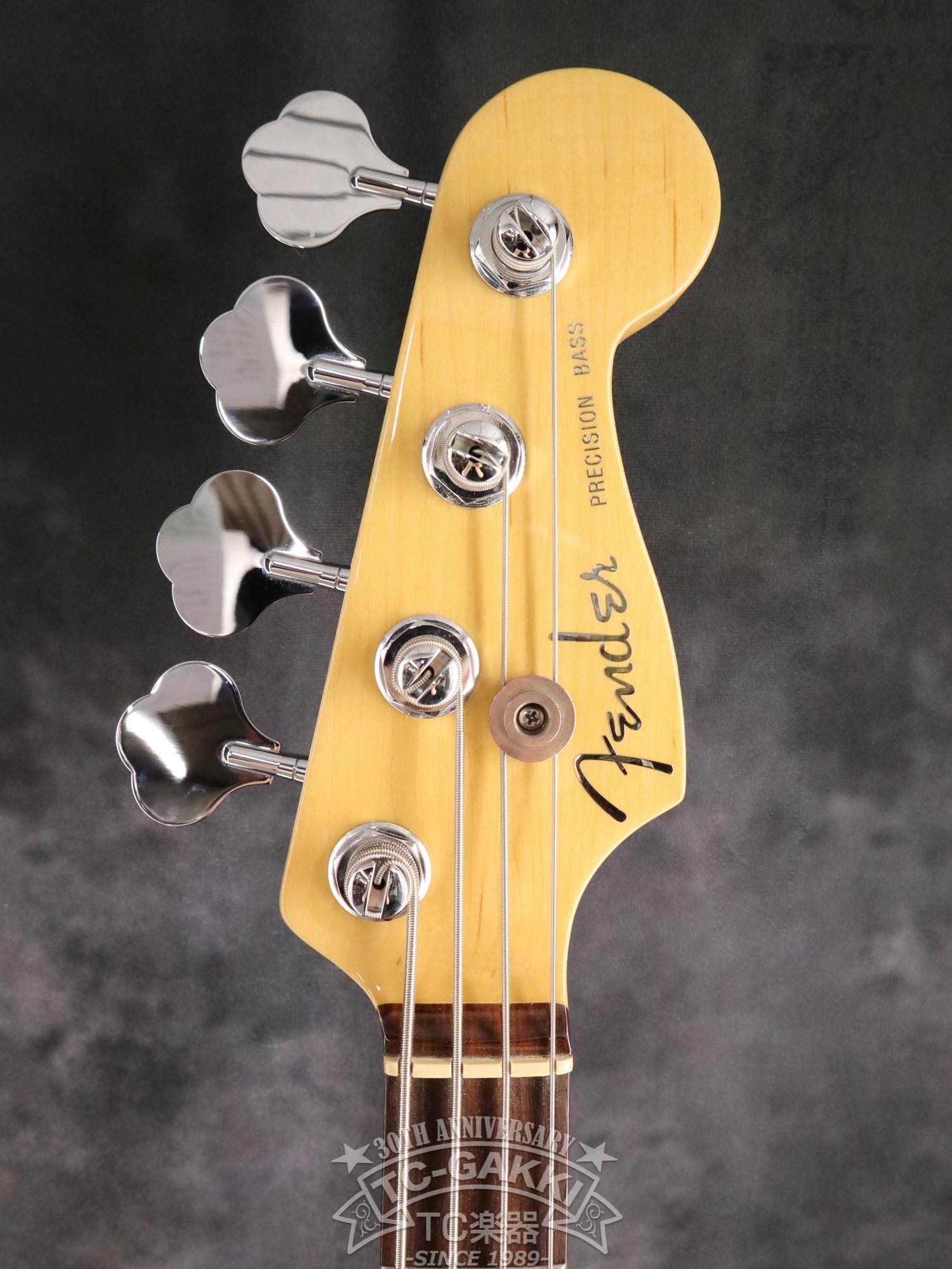 Fender USA 2005 American Deluxe Precision Bass