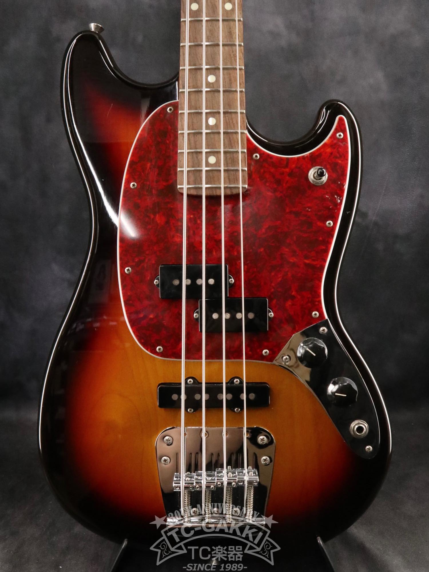 Fender 2020 Made in Japan Hybrid Mustang Bass