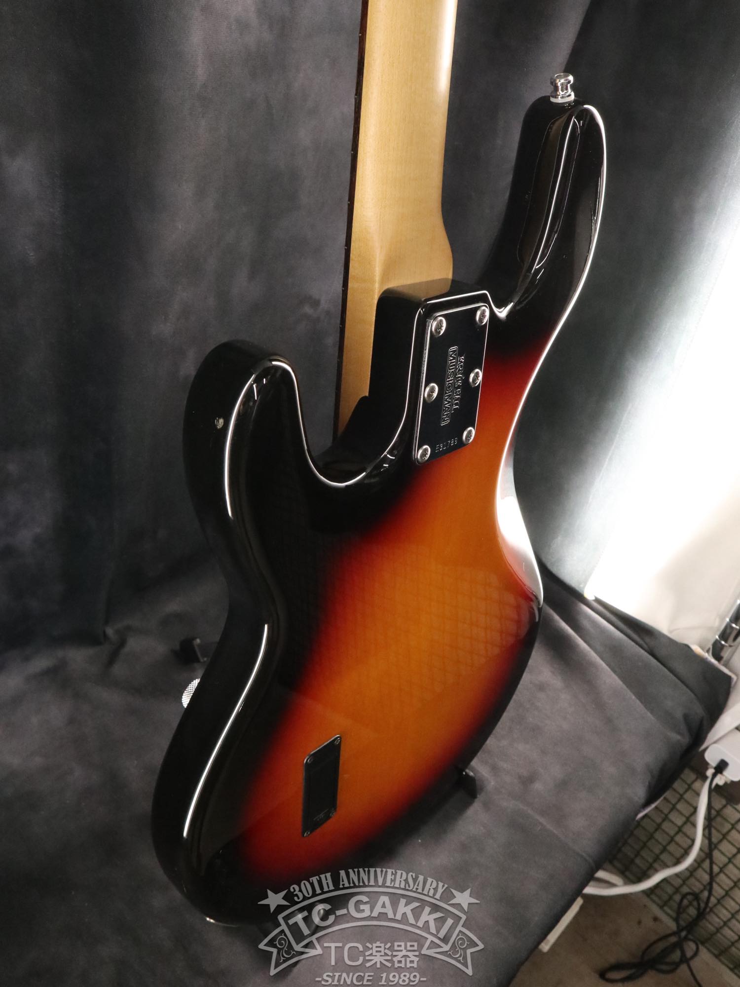 MUSIC MAN 2000s StingRay EX