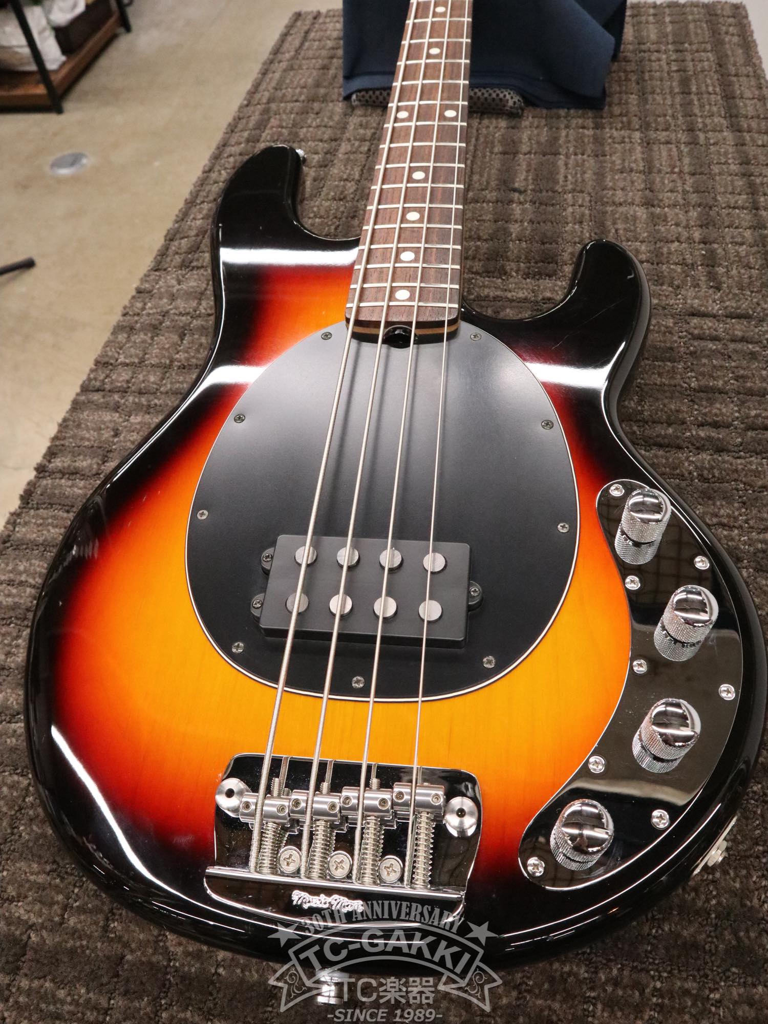 MUSIC MAN 2000s StingRay EX