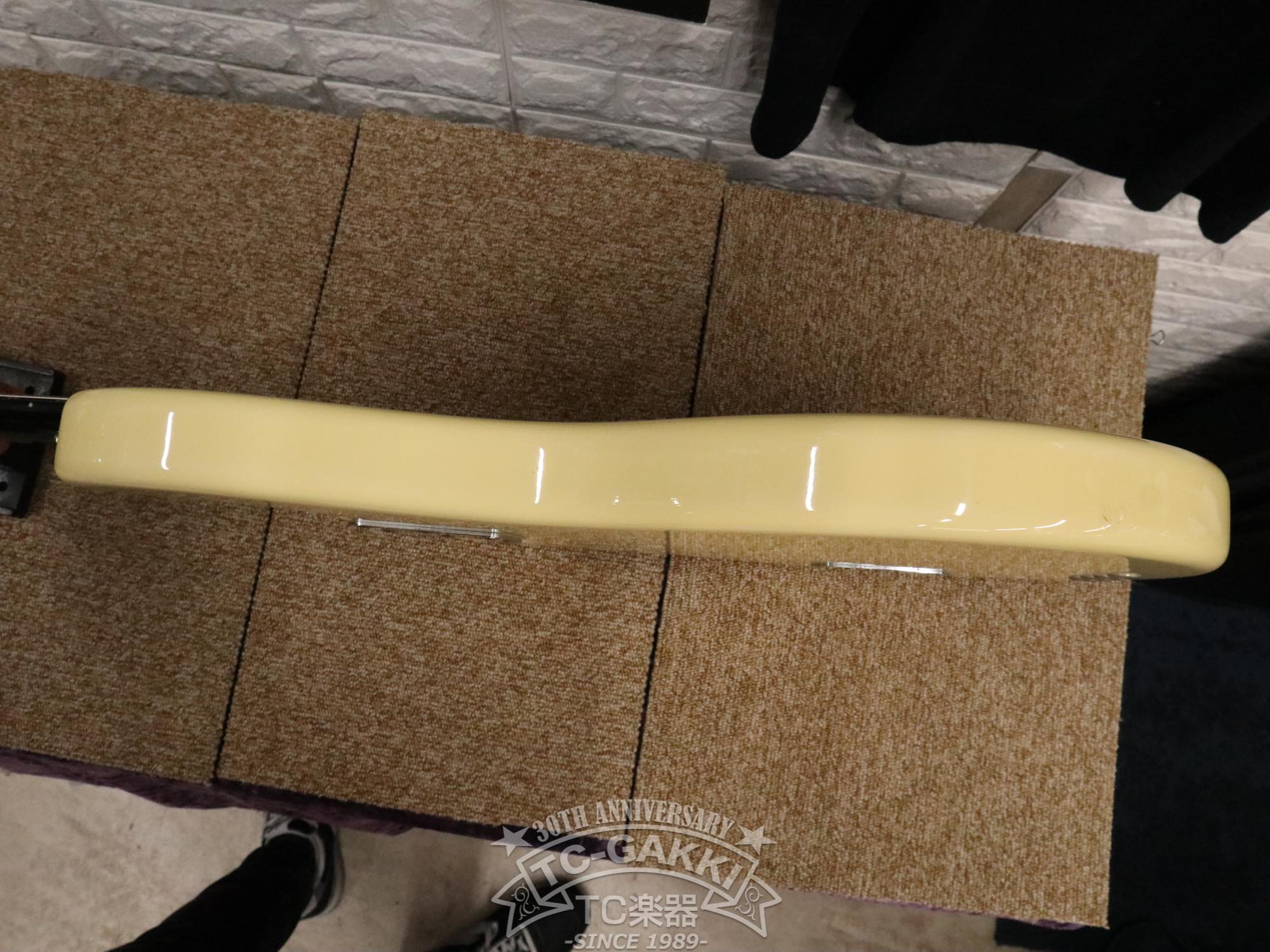 MUSIC MAN StingRay NAMM 100TH ANNIVERSARY LTD EDITIONAnniversary Status Graphite Neck /Classic StingRay 2EQ Body