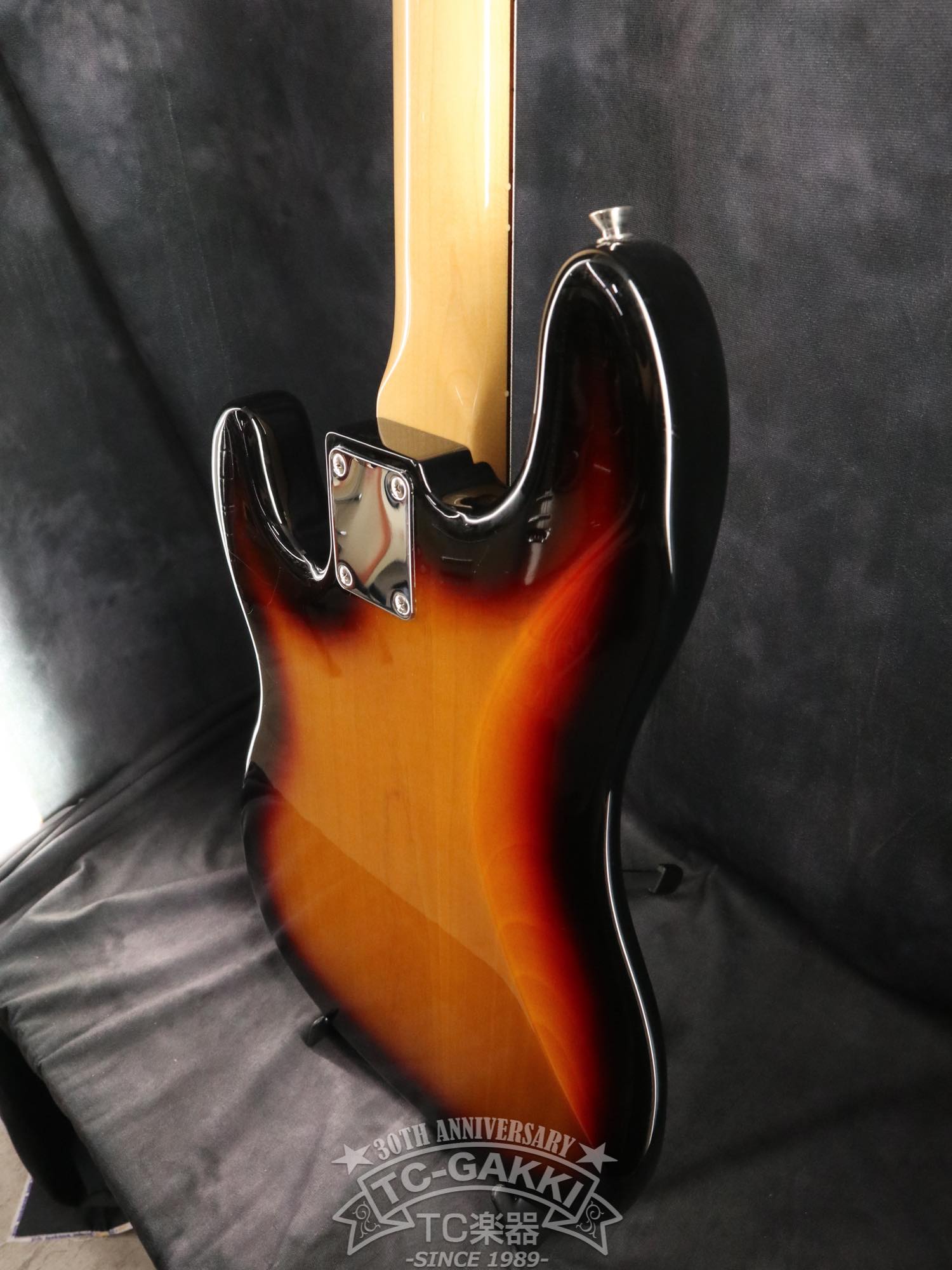 Fender 2024 MIJ HERITAGE 60s Precision Bass