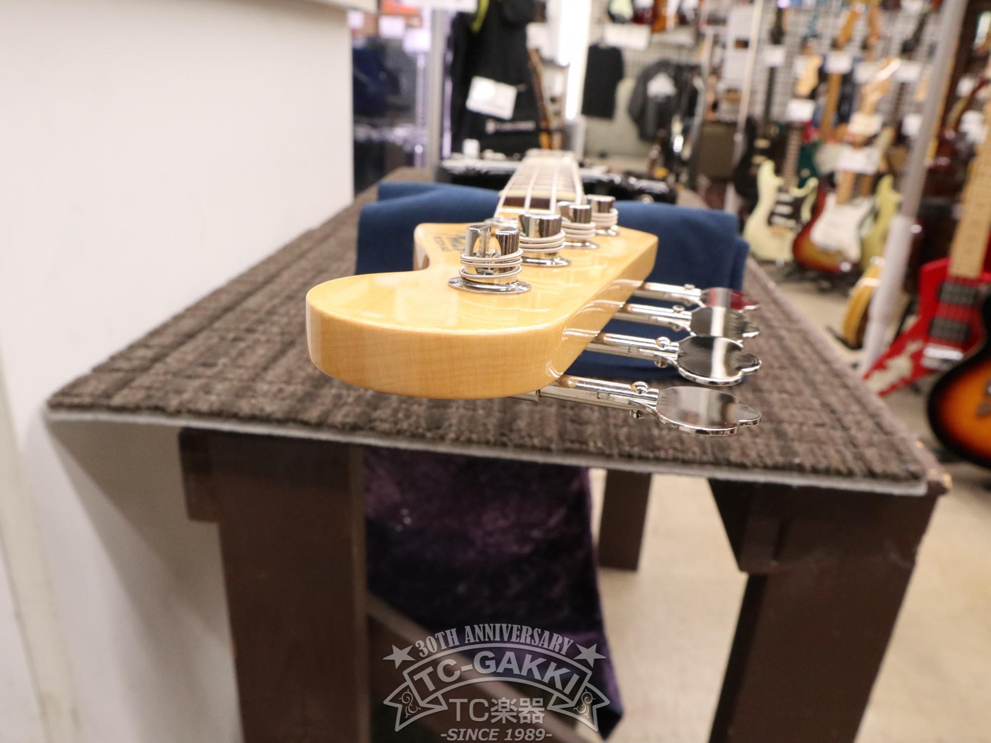 Fender 2024 MIJ HERITAGE 60s Precision Bass